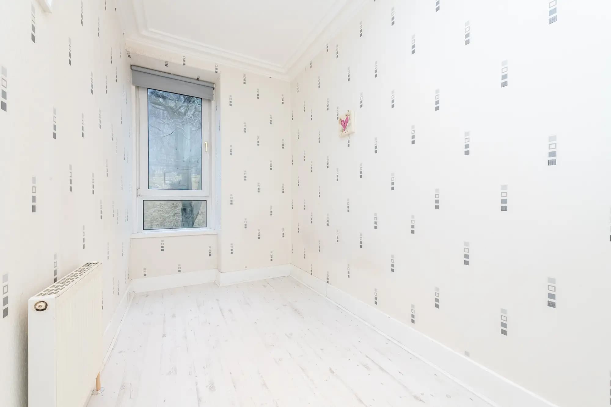 property photo 11 of 20