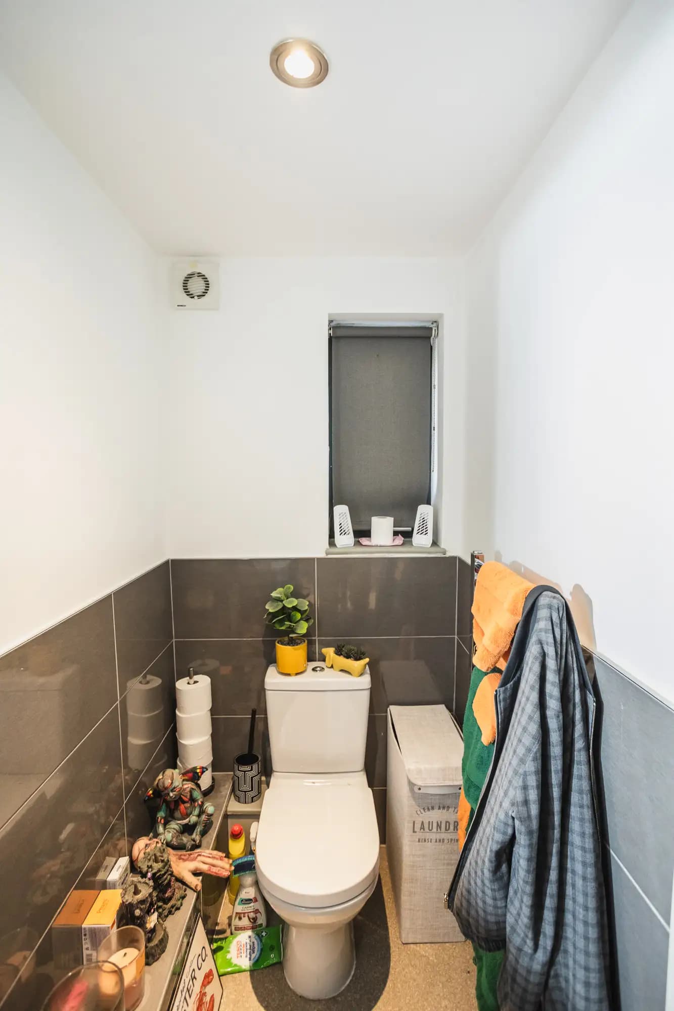 property photo 8 of 25