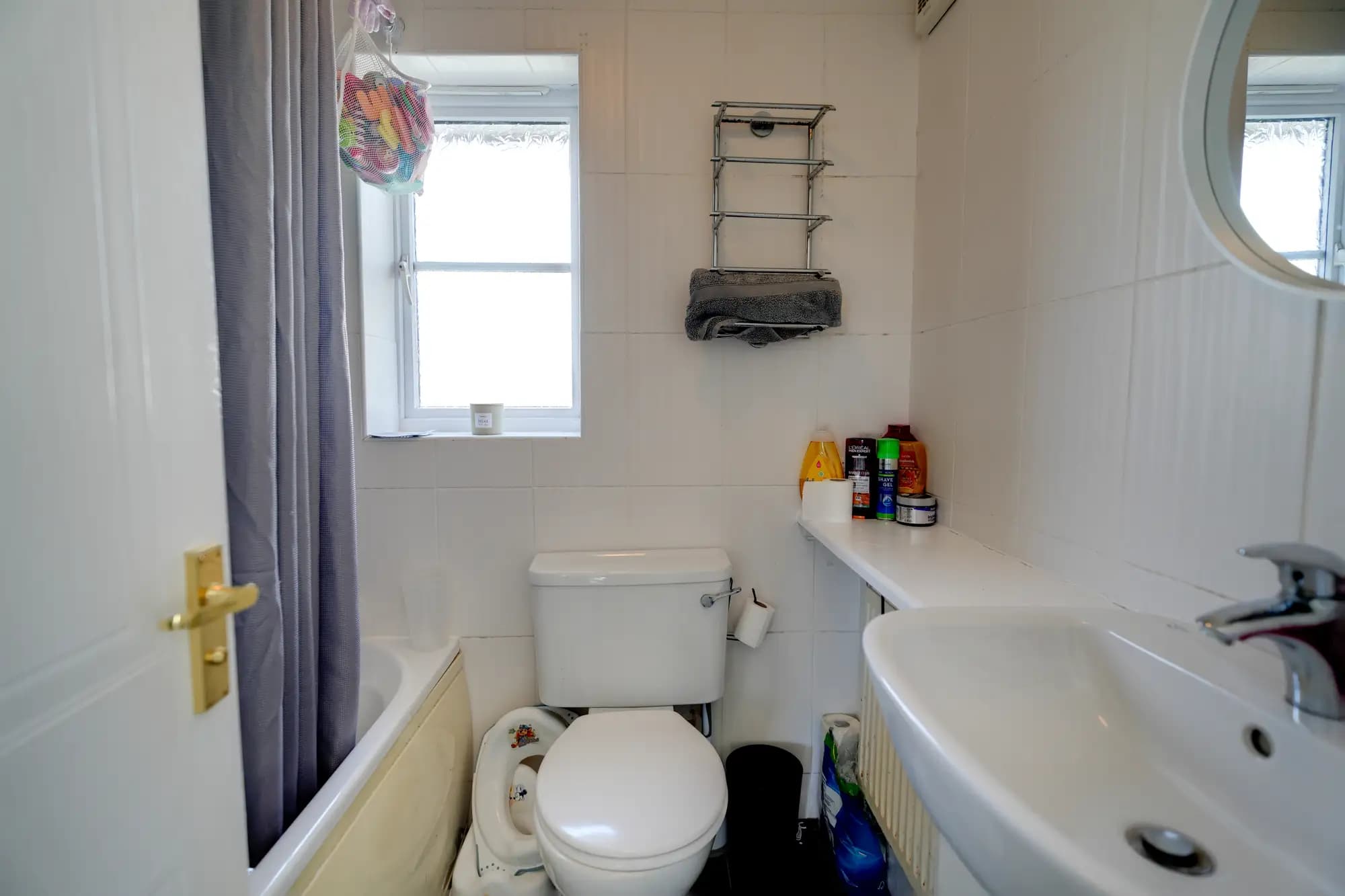 property photo 8 of 21