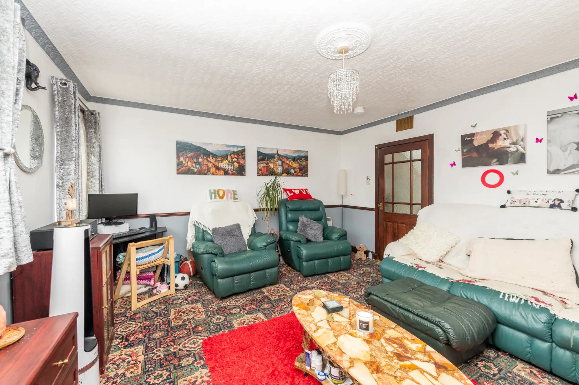 property photo 4 of 22