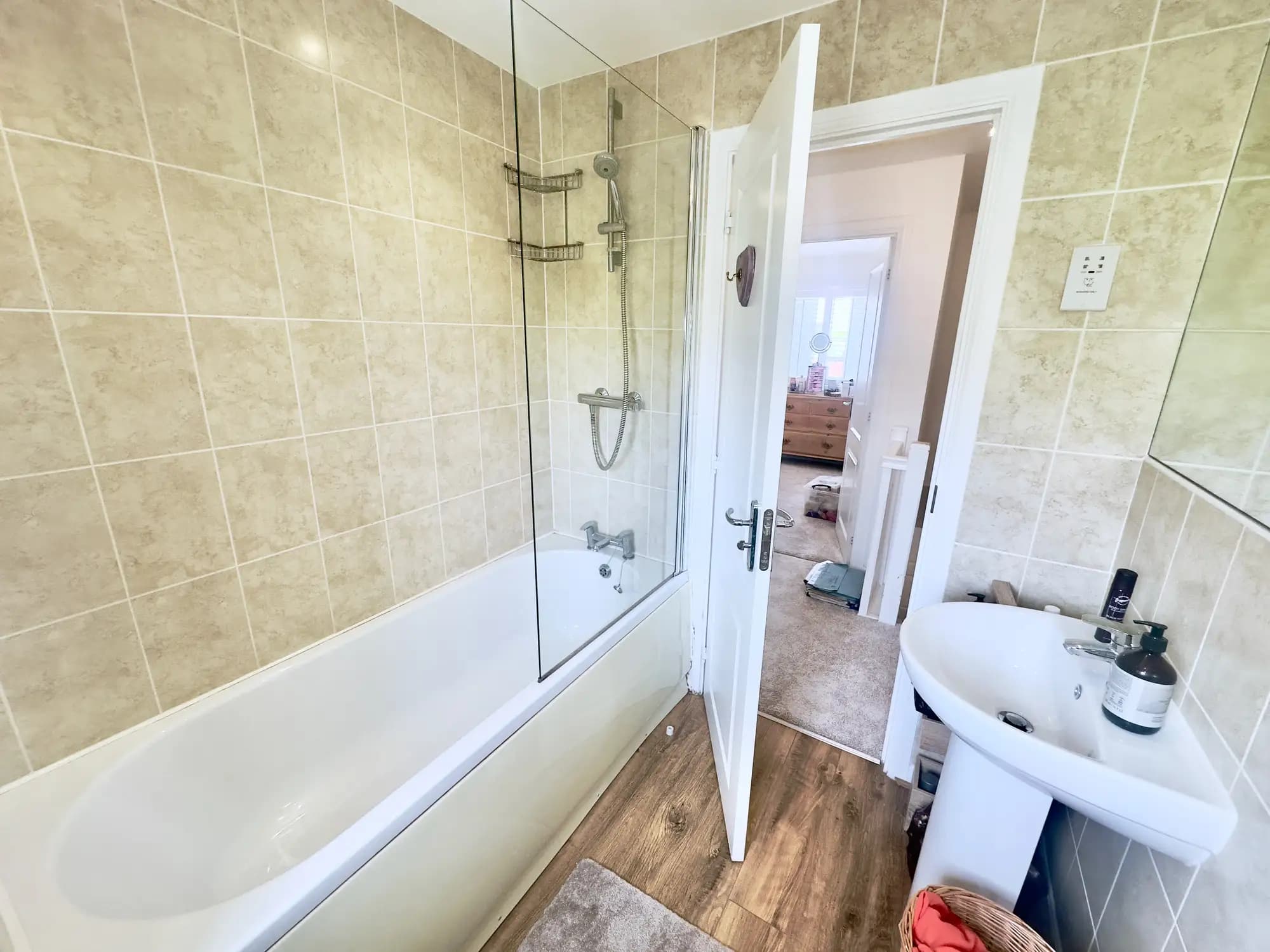 property photo 12 of 40