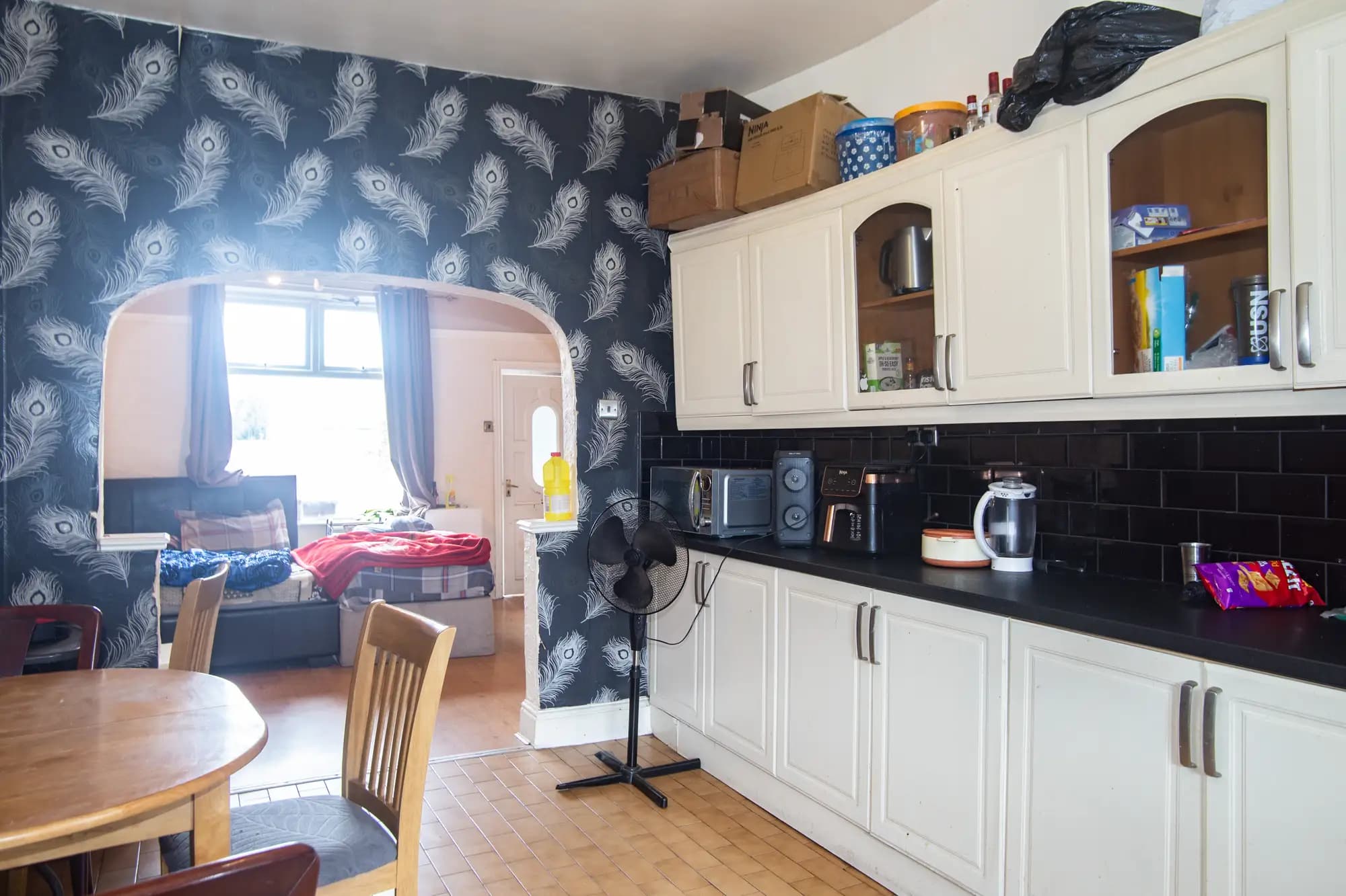 property photo 8 of 22