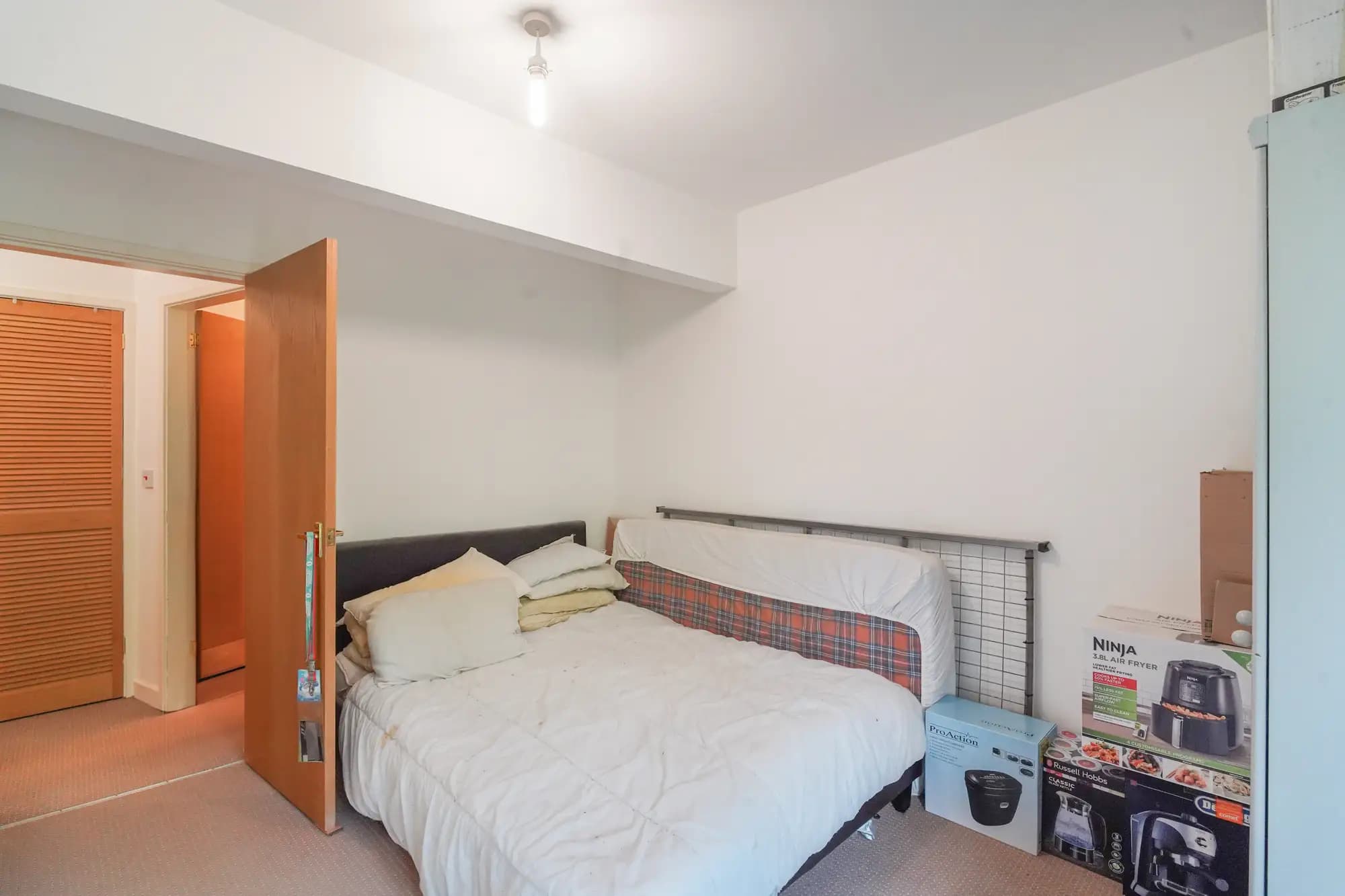 property photo 22 of 31