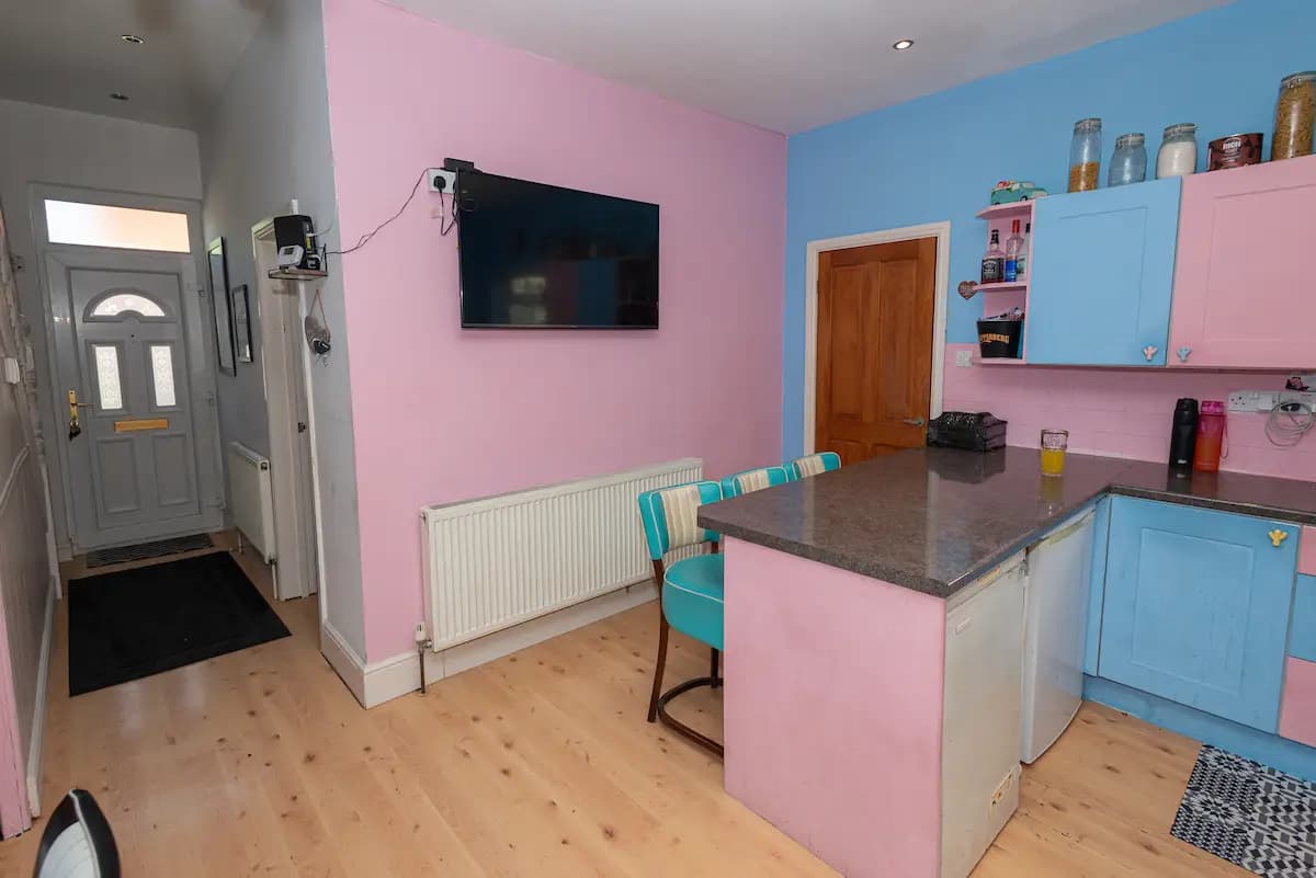property photo 18 of 55