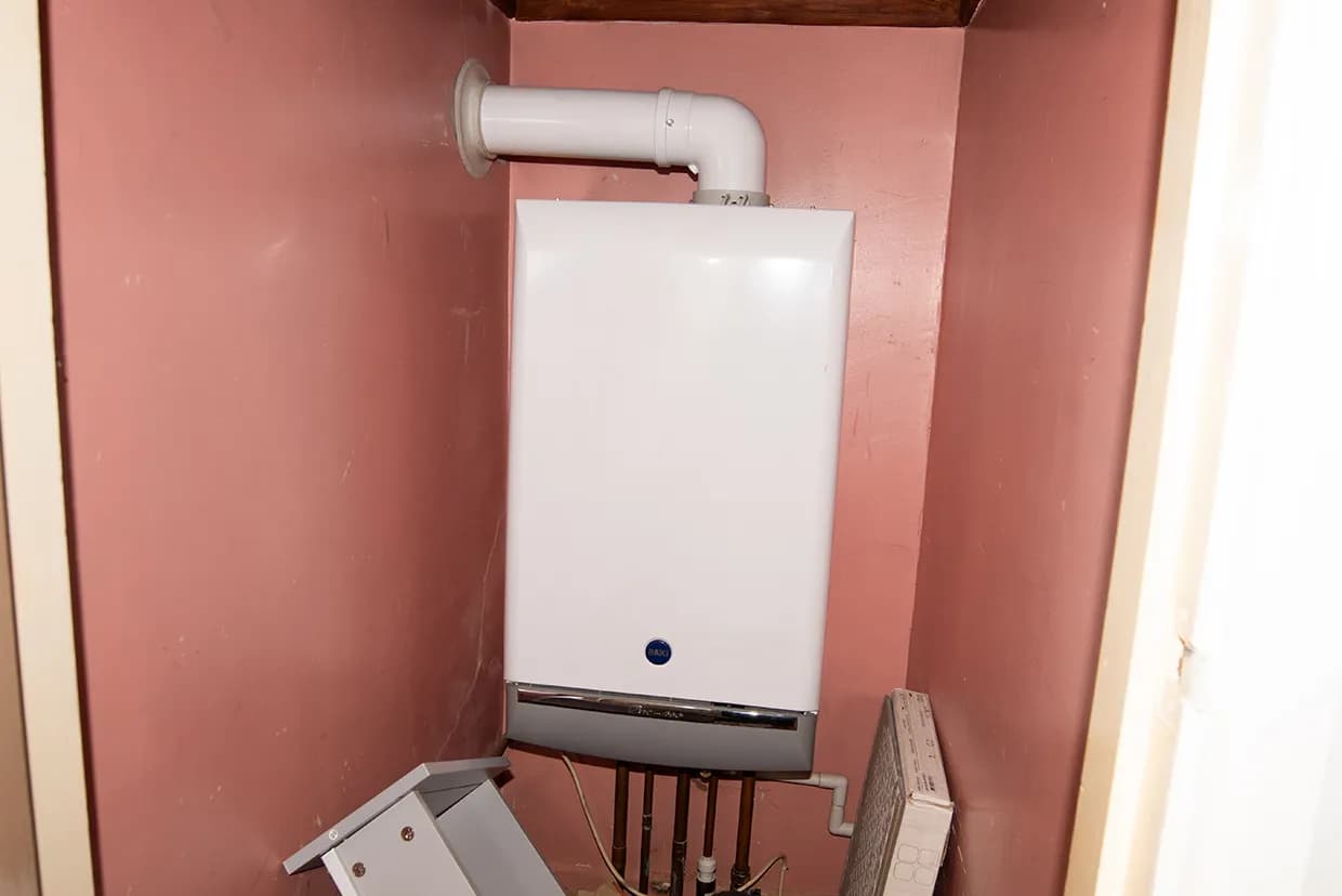 property photo 20 of 25