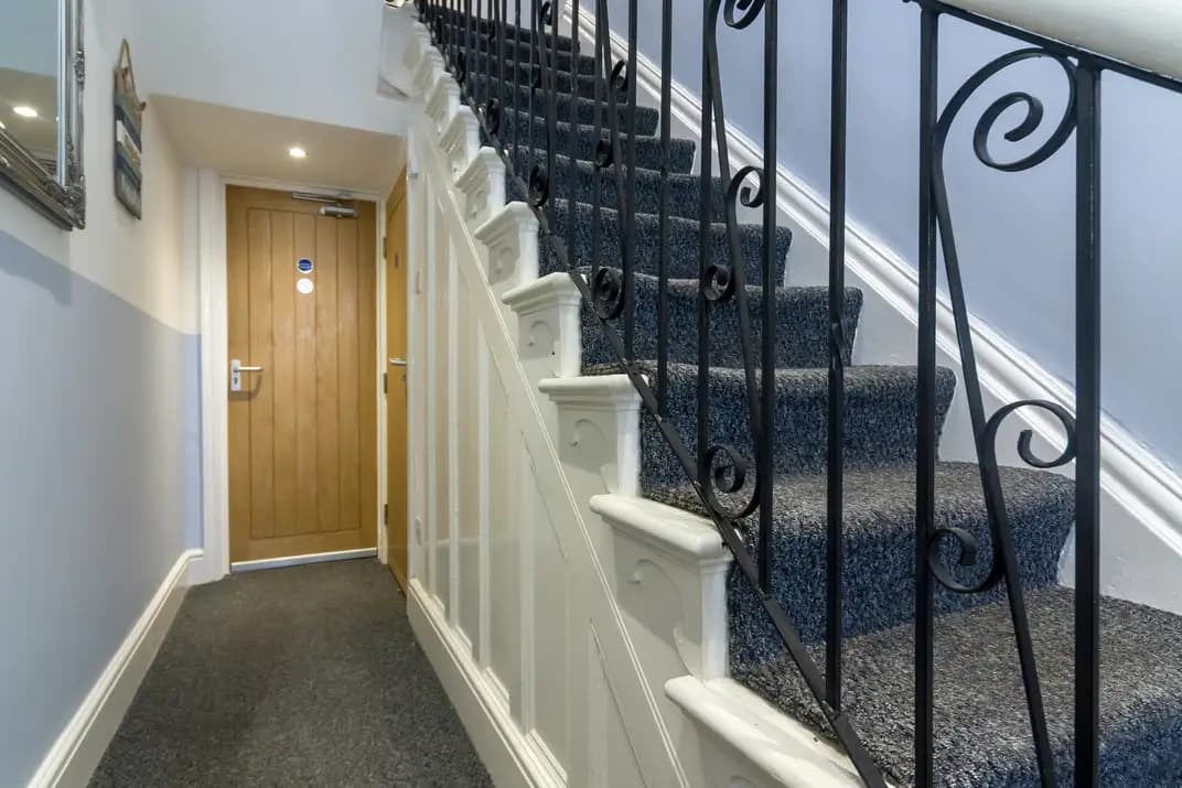 property photo 30 of 40