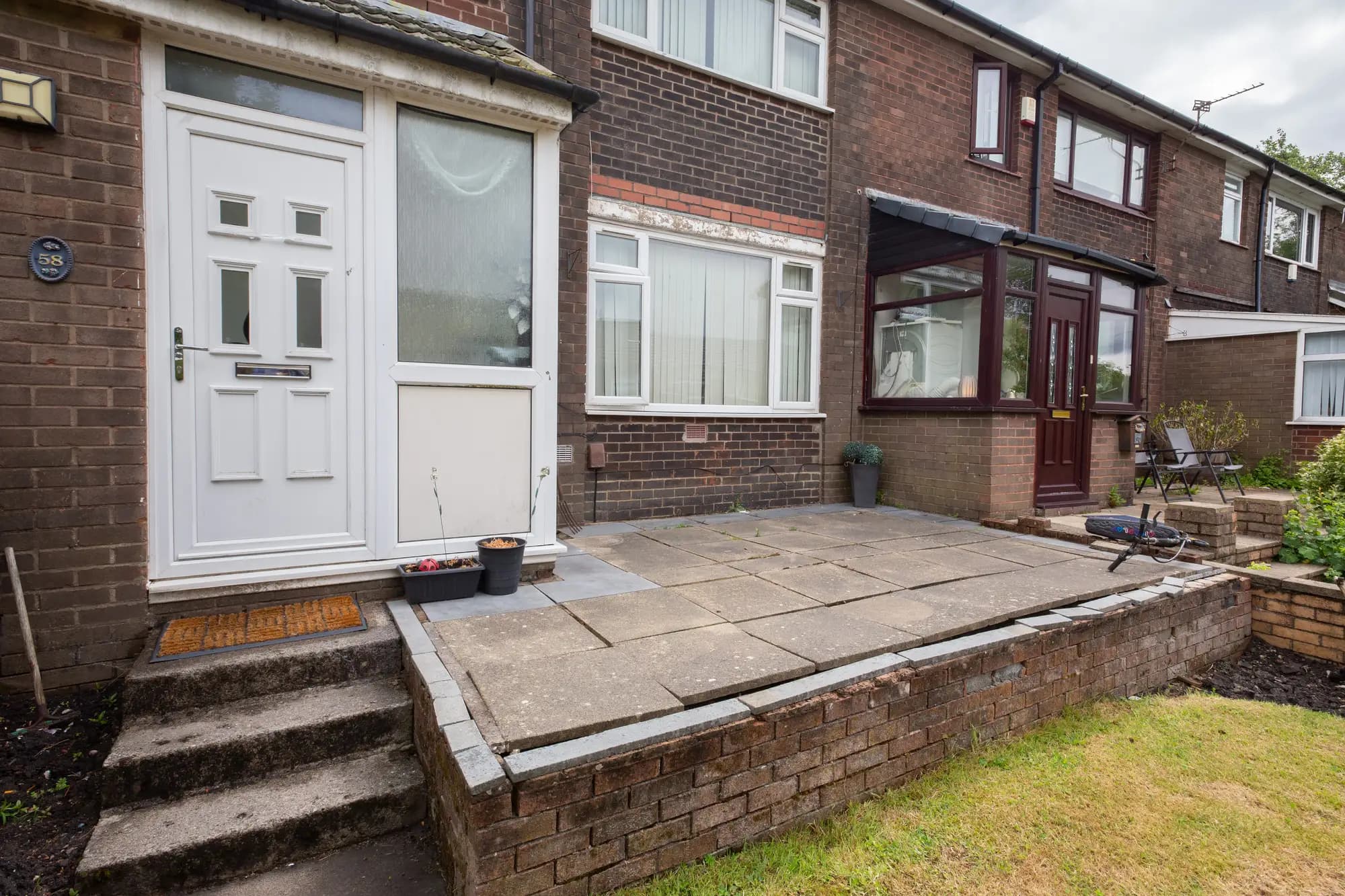 property photo 21 of 28