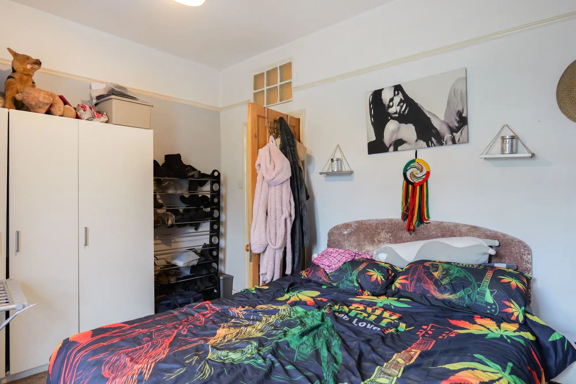 property photo 12 of 29