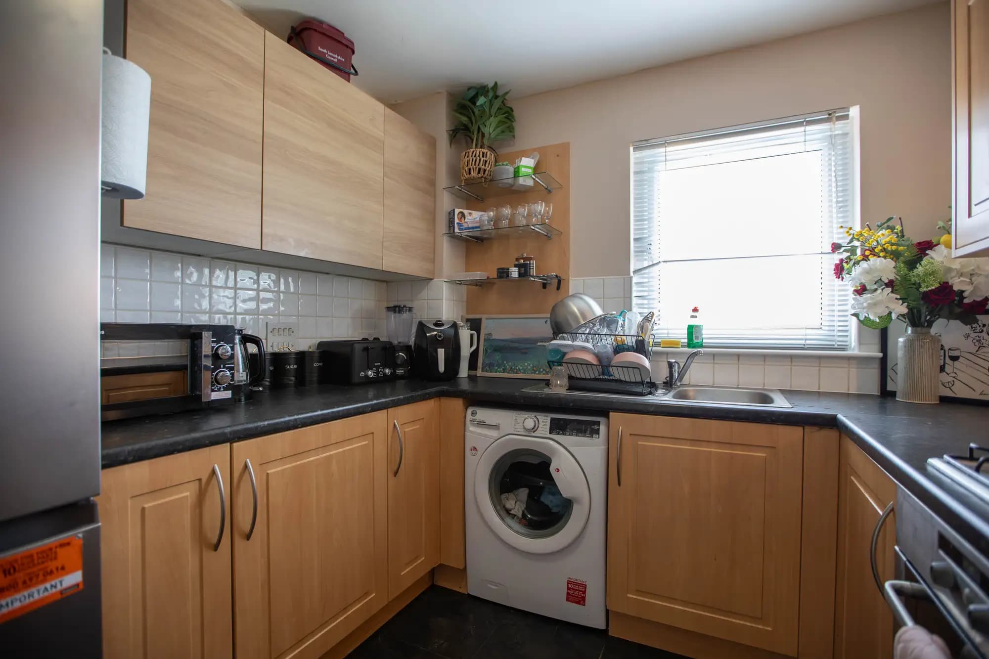 property photo 16 of 38