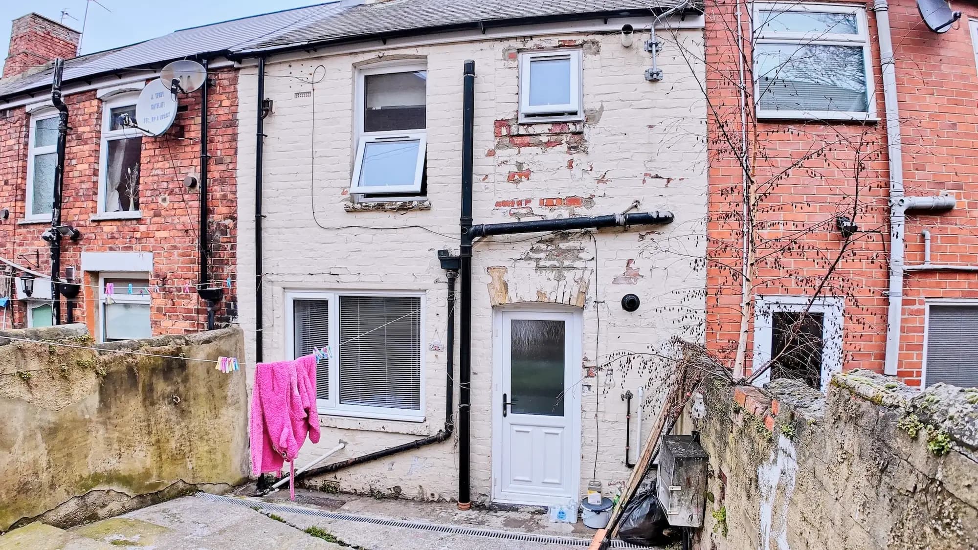 property photo 16 of 17