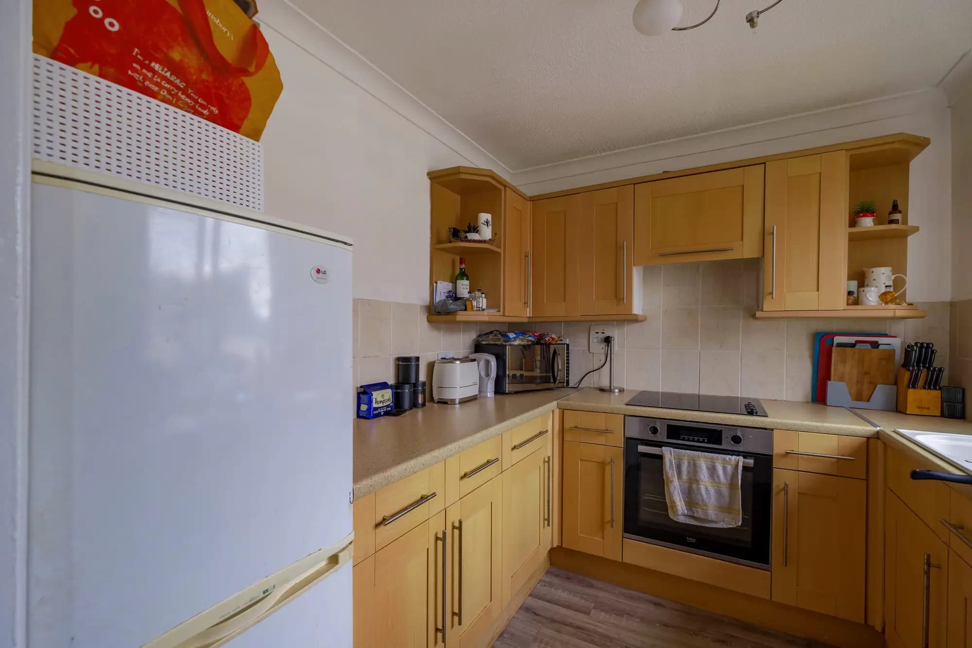 property photo 11 of 30