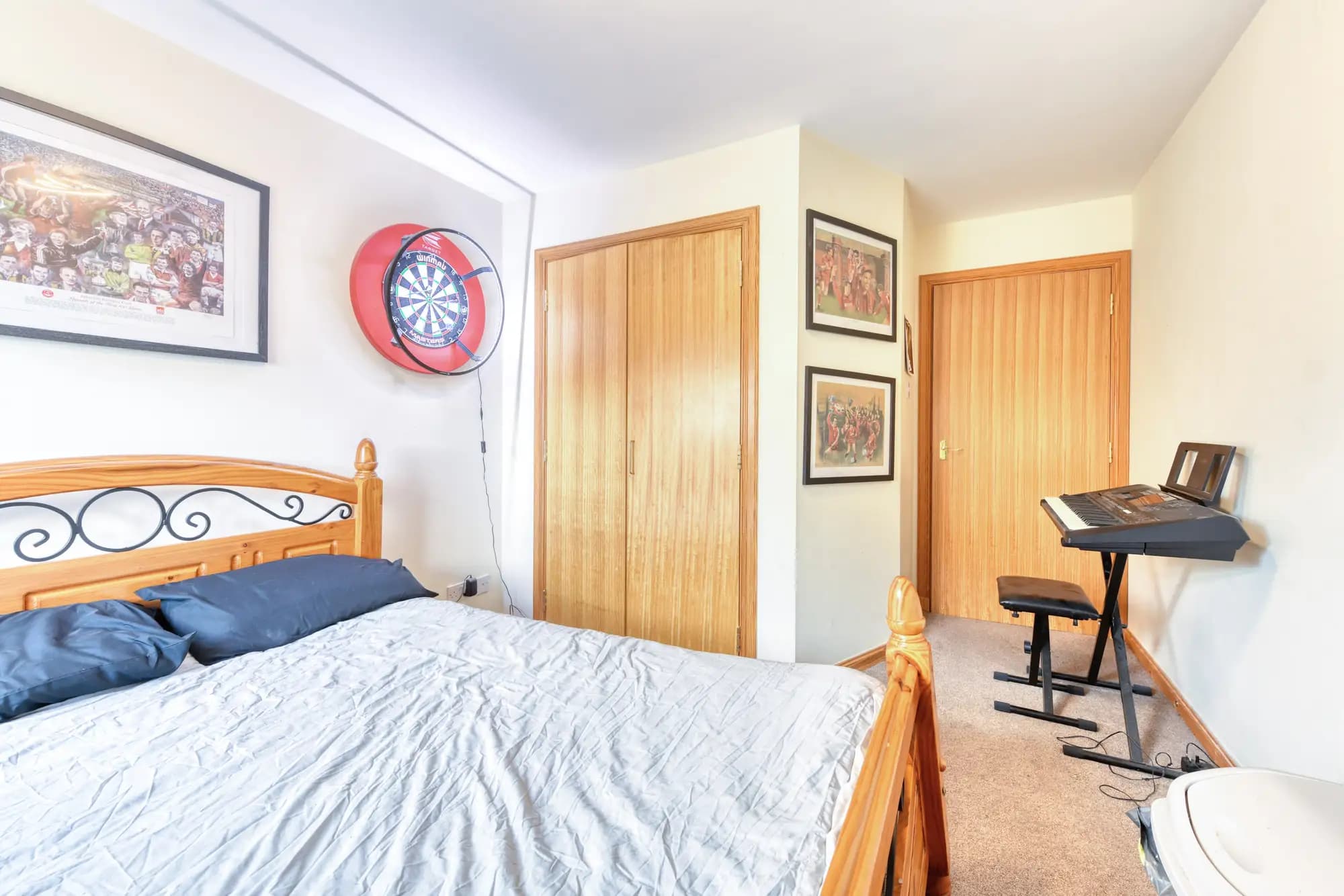 property photo 13 of 28