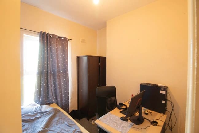 property photo 22 of 30