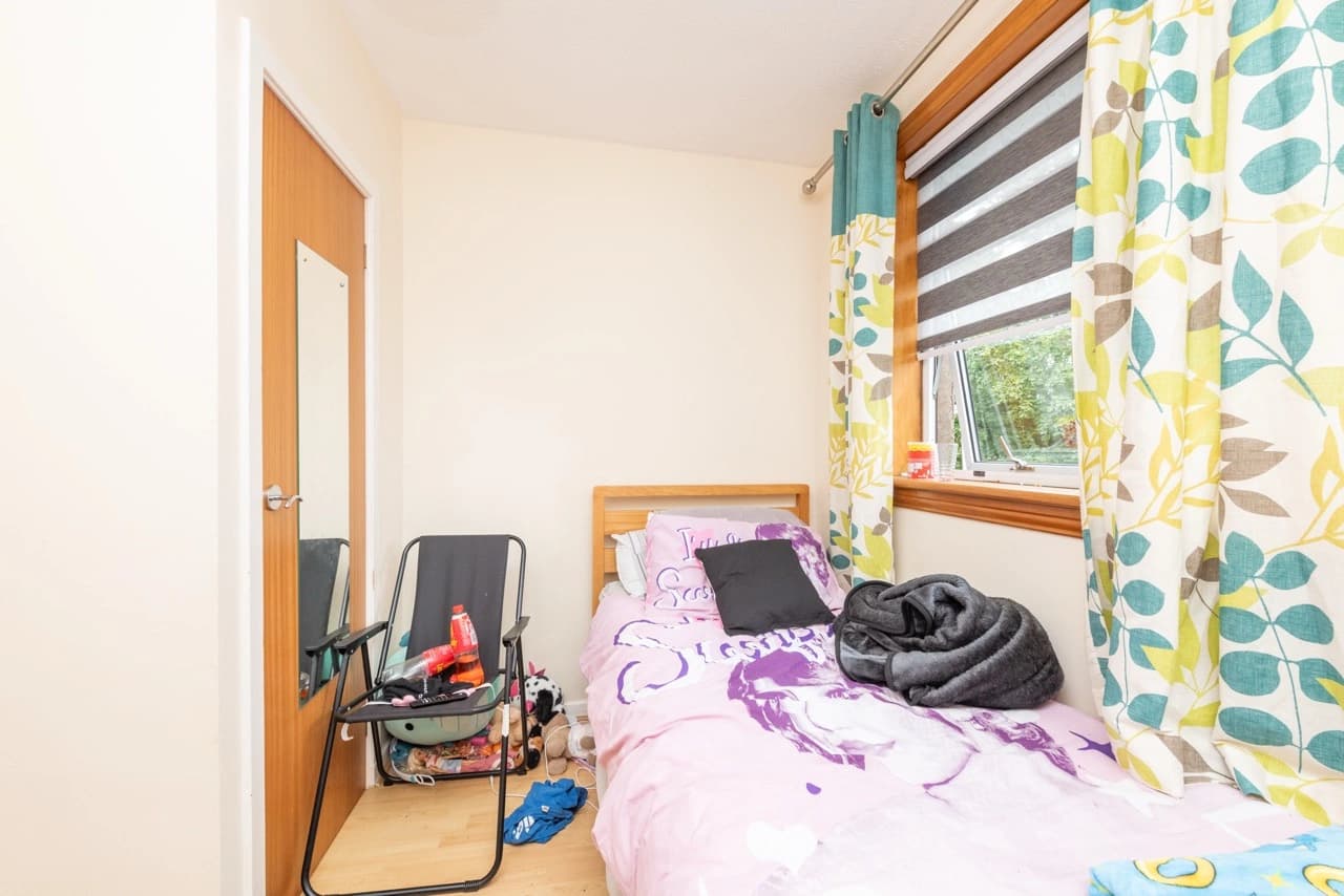property photo 17 of 23
