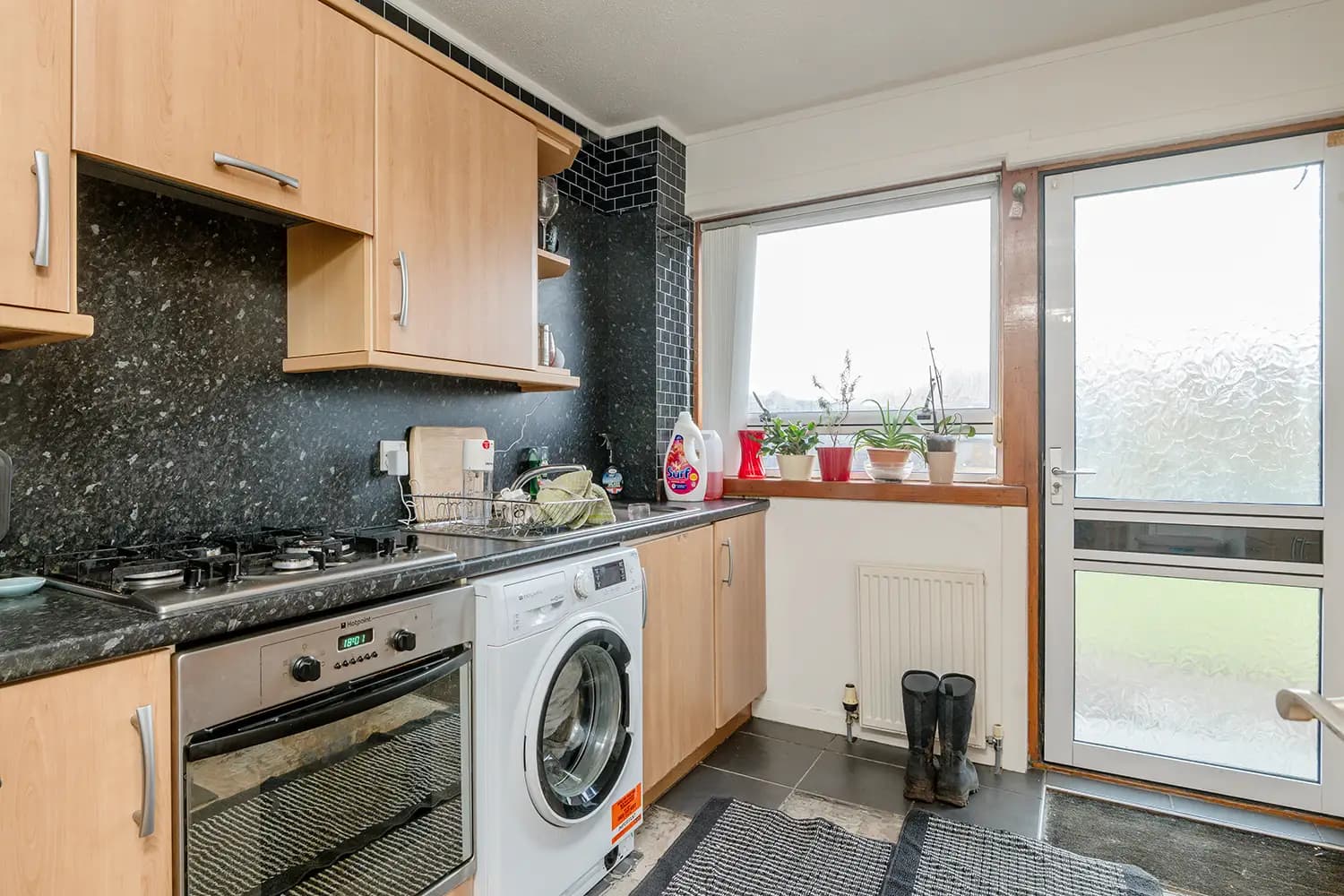 property photo 5 of 24