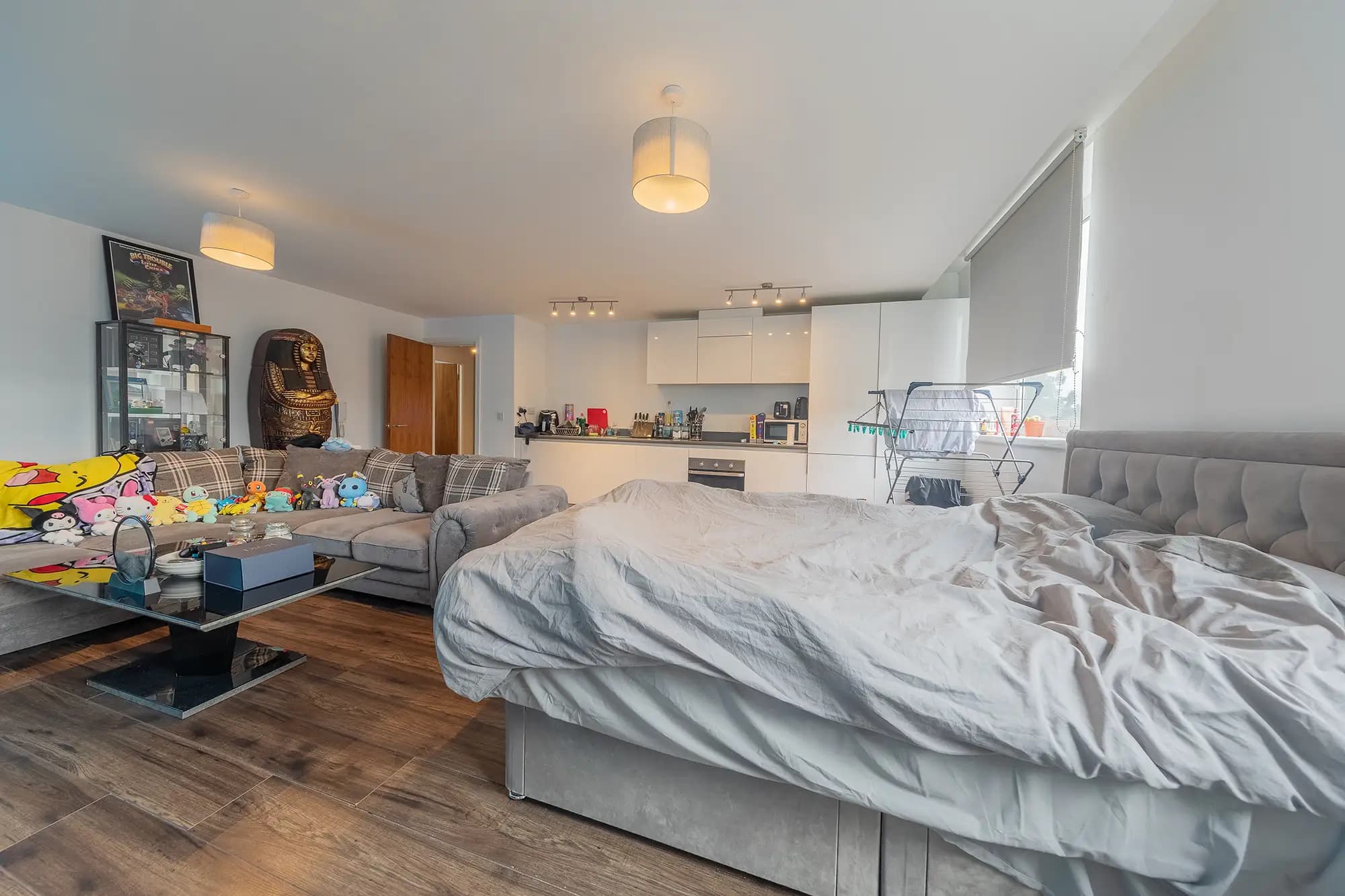 property photo 4 of 19