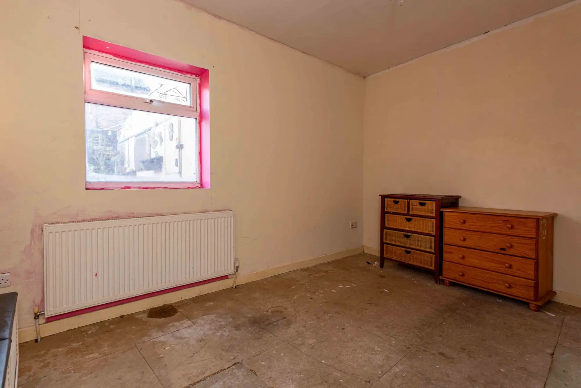 property photo 12 of 15
