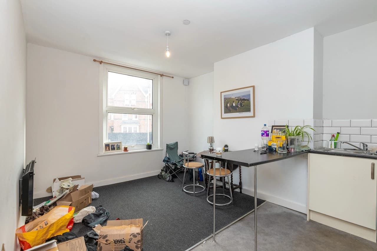 property photo 11 of 48