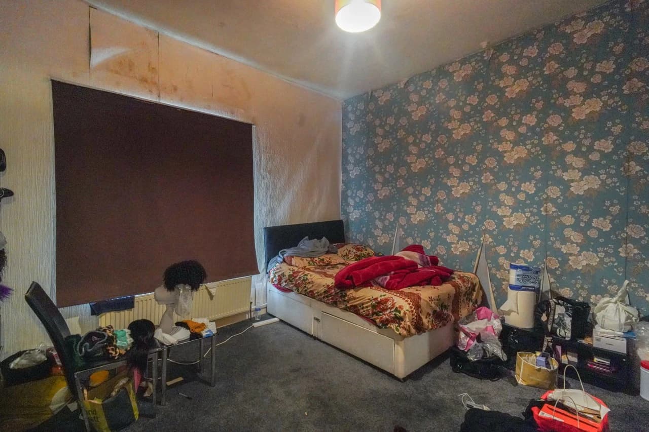 property photo 10 of 20
