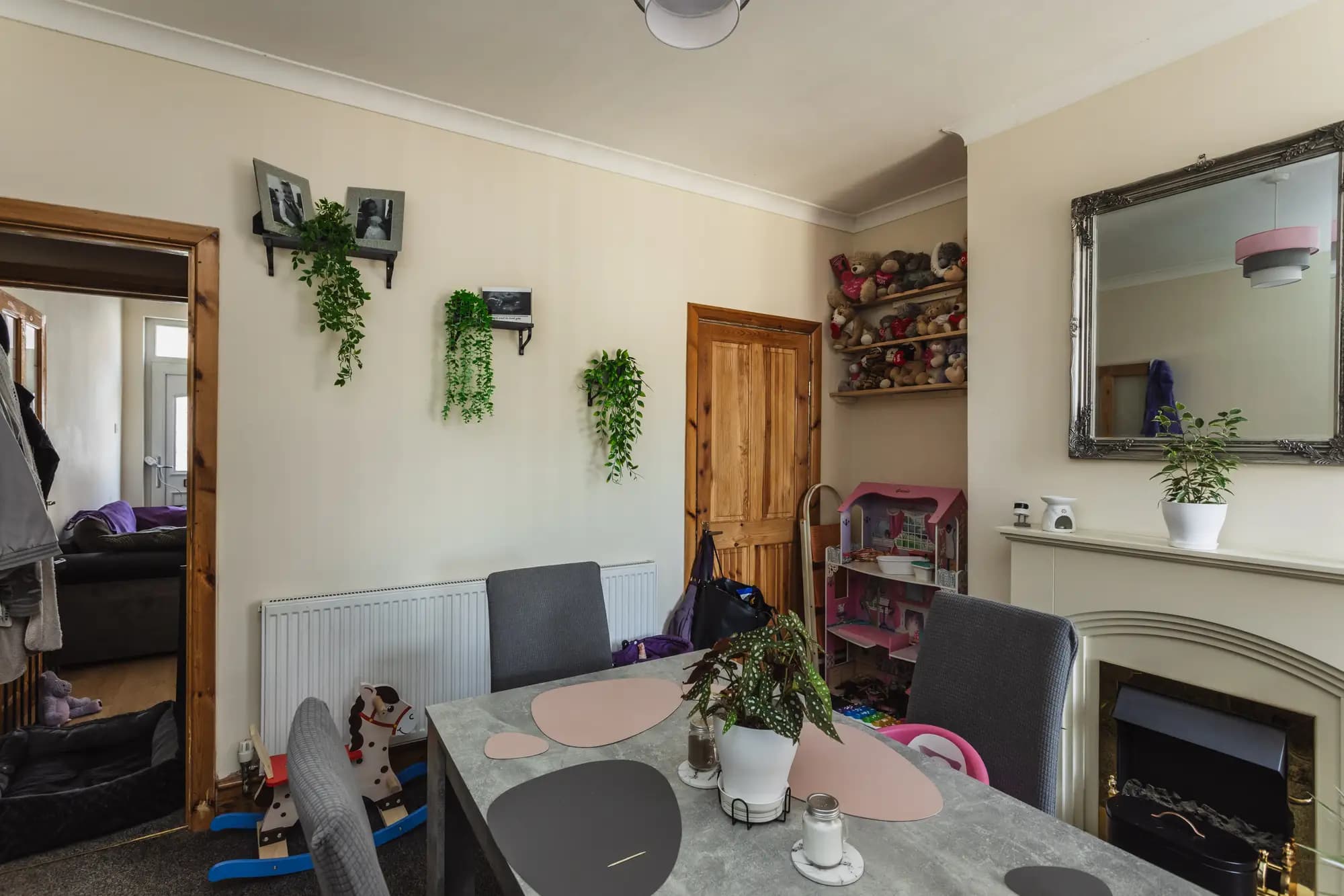 property photo 7 of 30