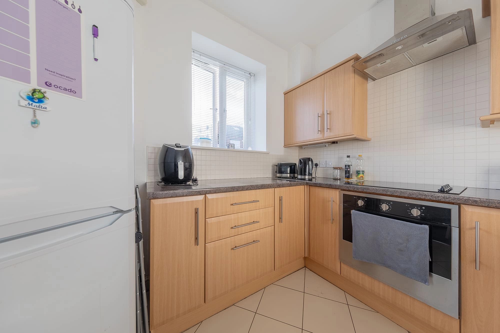 property photo 6 of 15