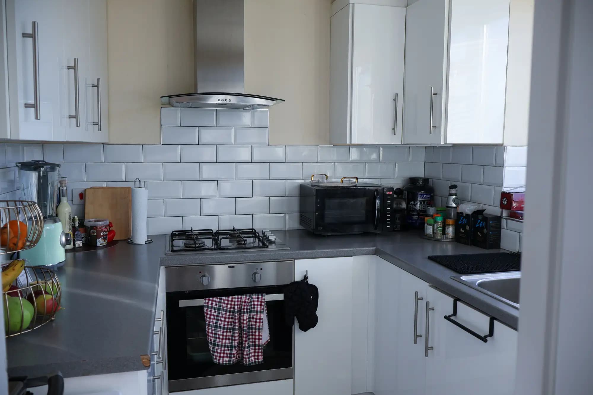 property photo 5 of 14