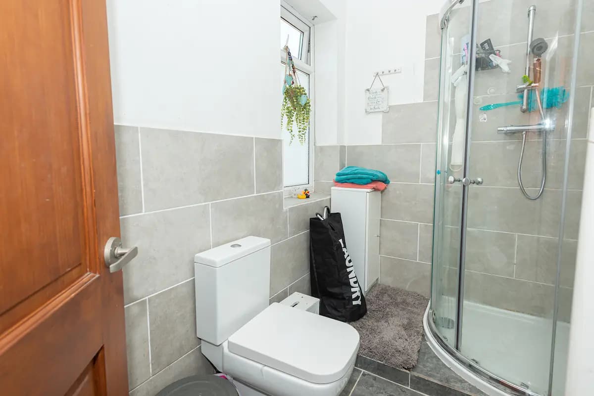 property photo 23 of 55