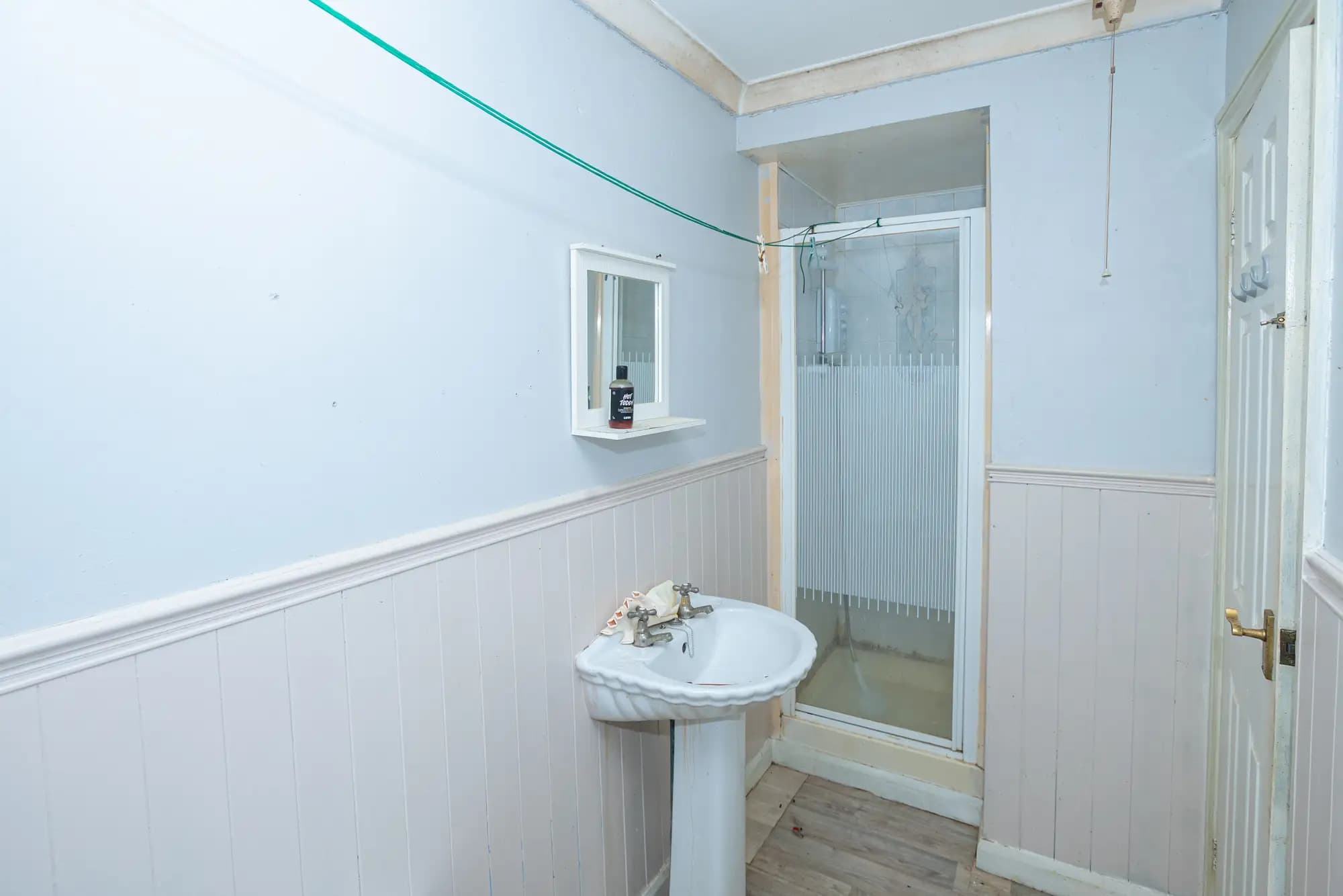 property photo 10 of 17