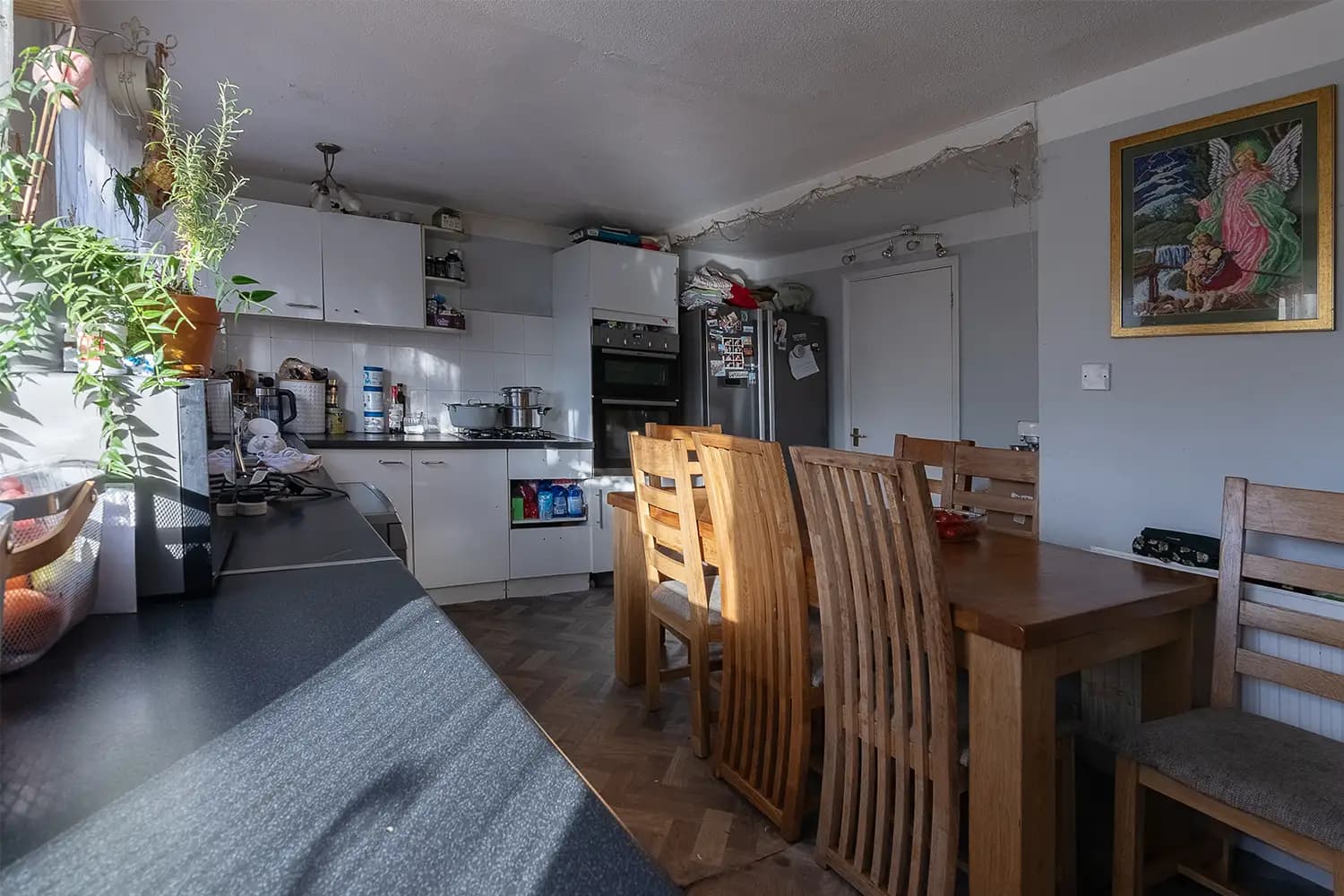 property photo 4 of 25