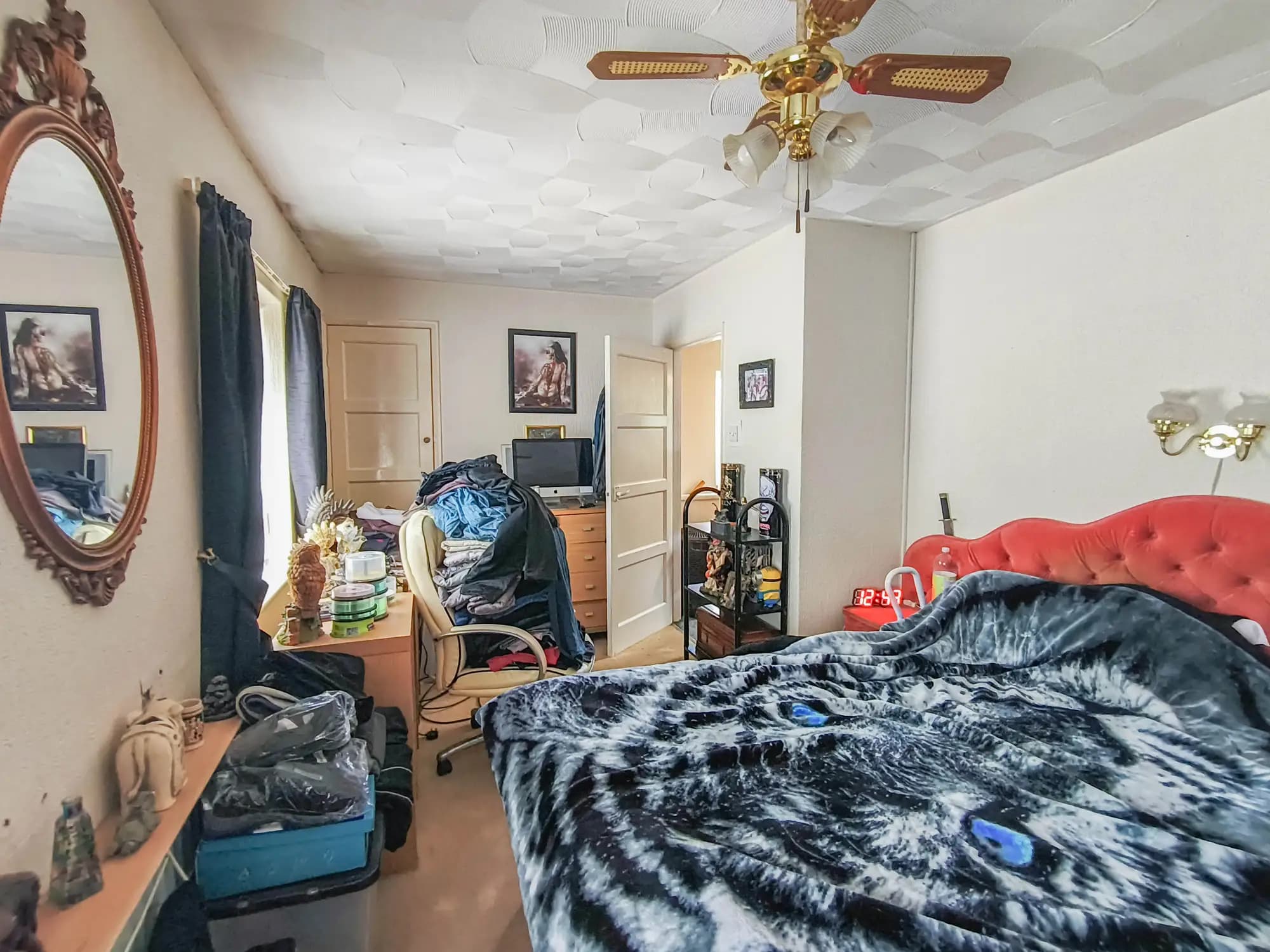 property photo 10 of 15