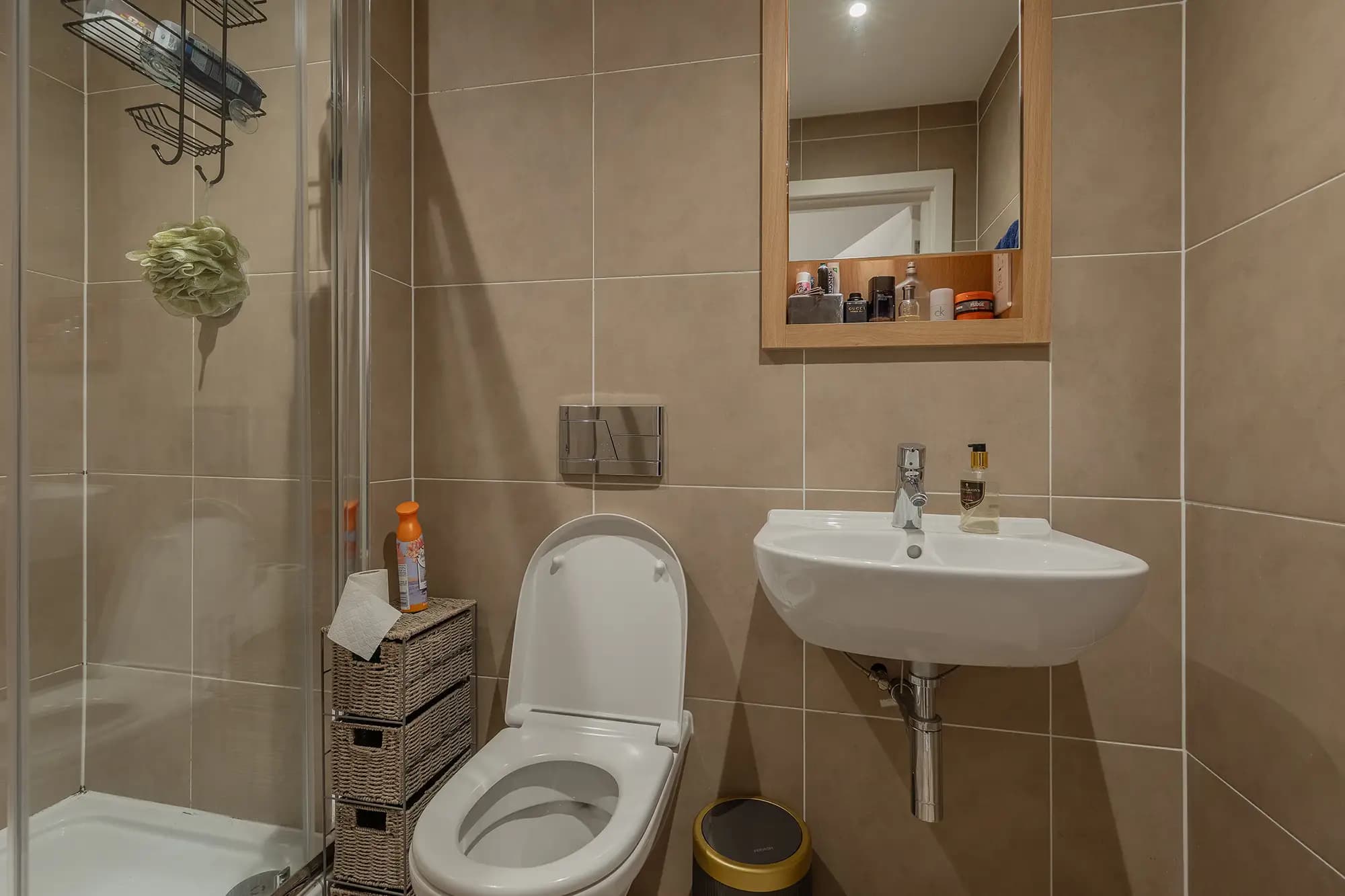 property photo 9 of 23