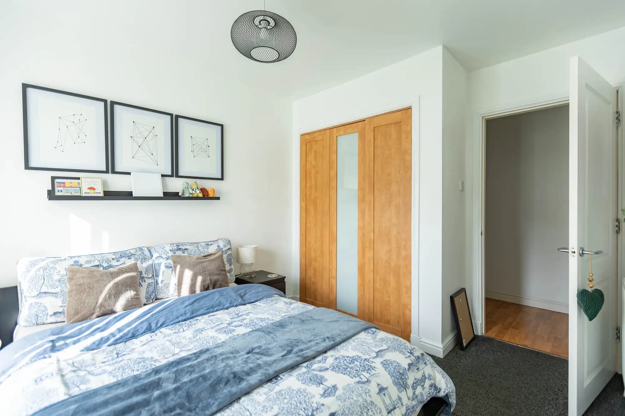 property photo 15 of 28