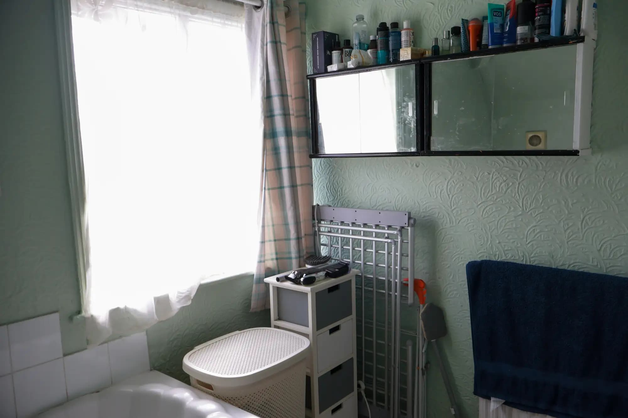 property photo 5 of 17