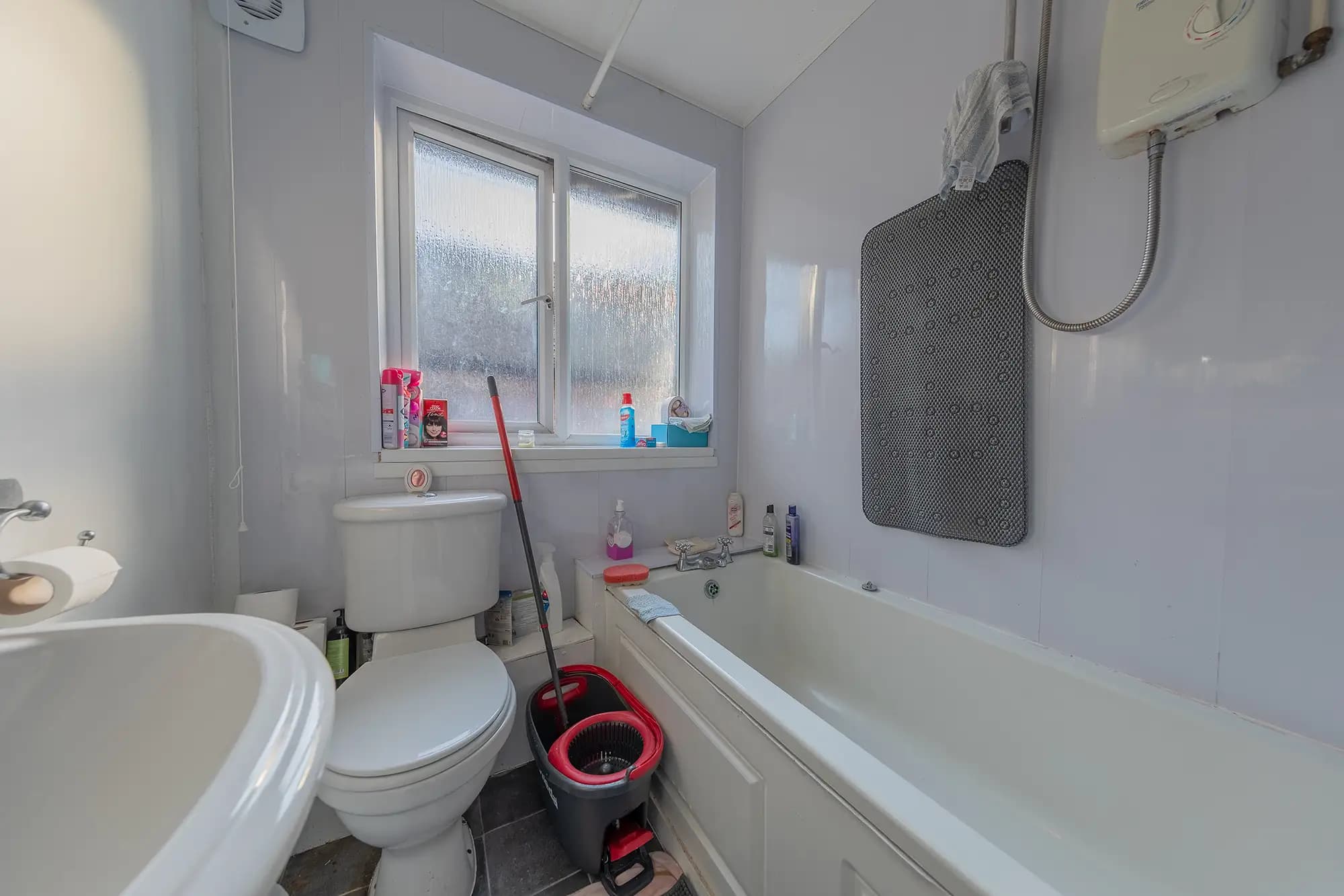 property photo 10 of 22