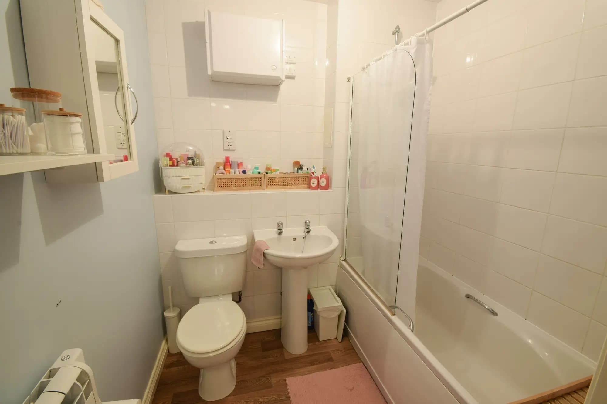 property photo 6 of 15