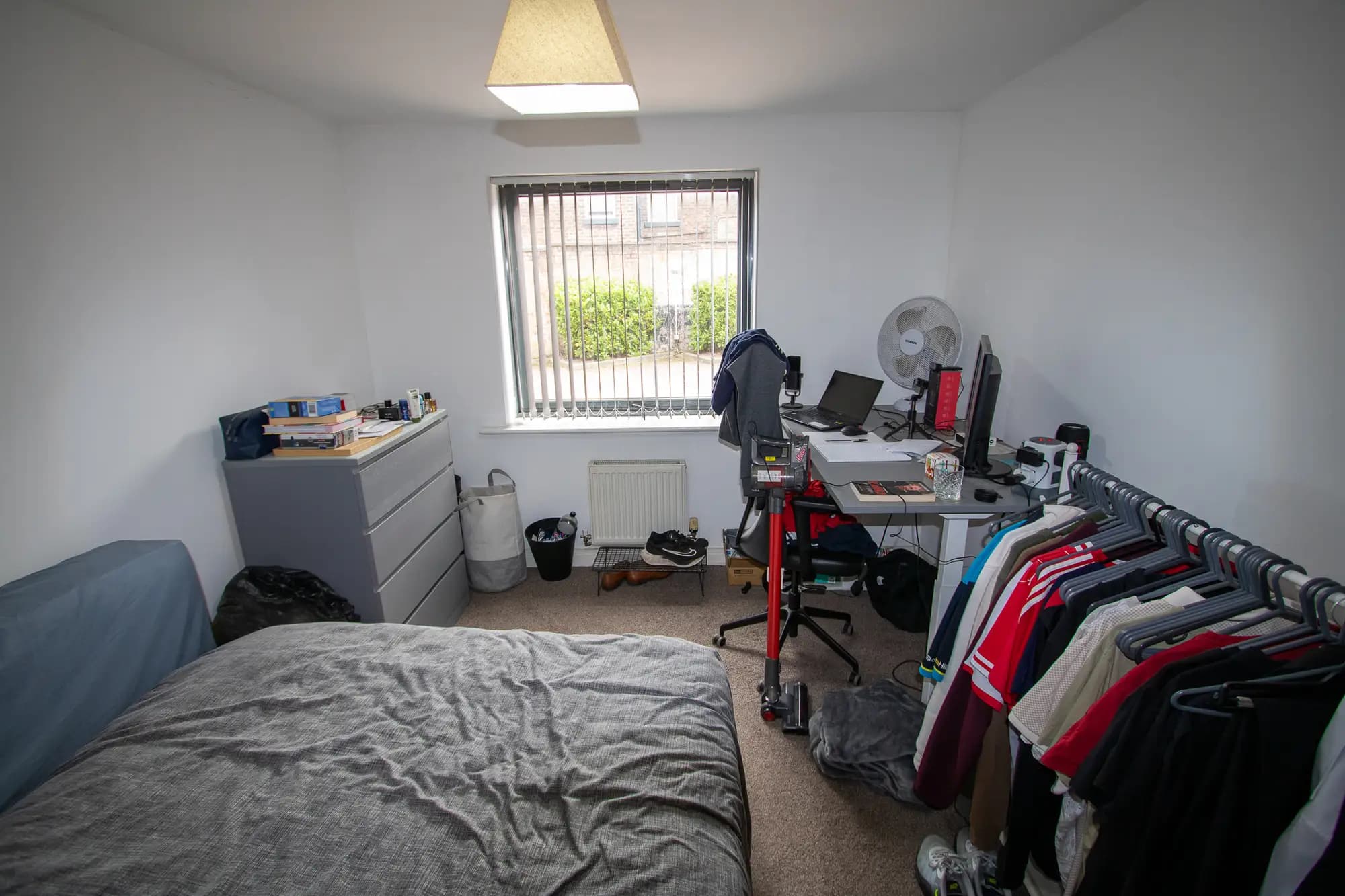 property photo 18 of 28