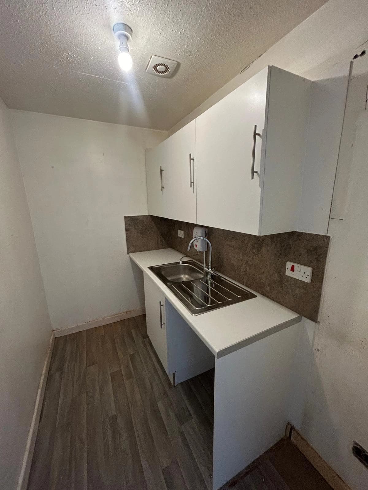 property photo 7 of 58