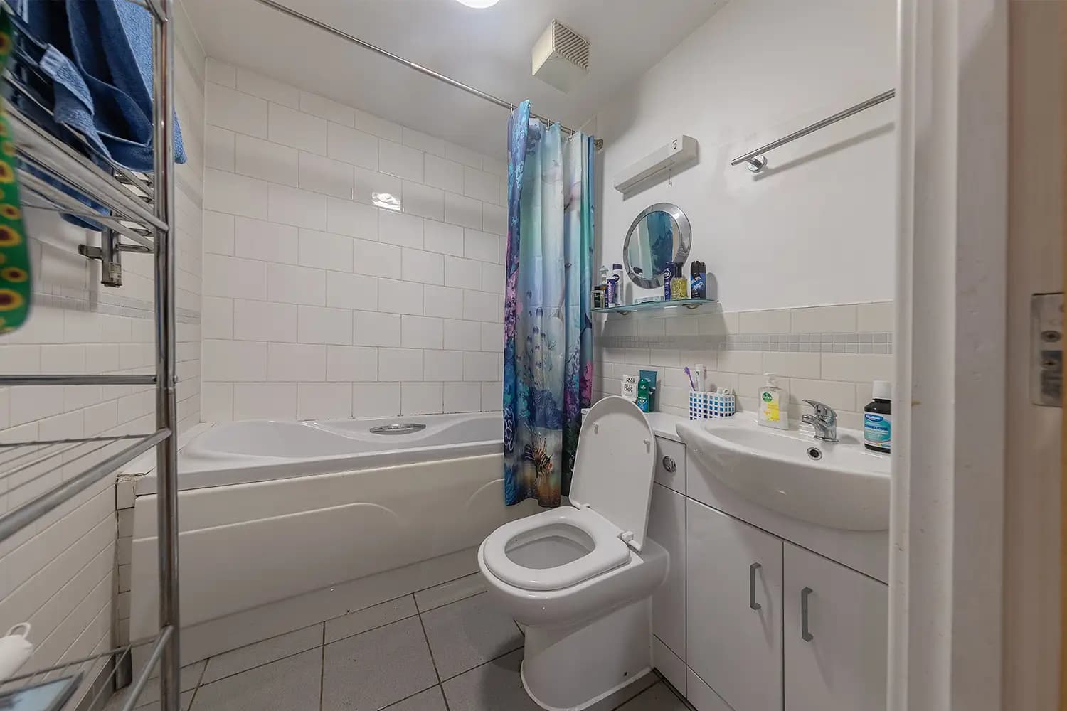 property photo 7 of 15