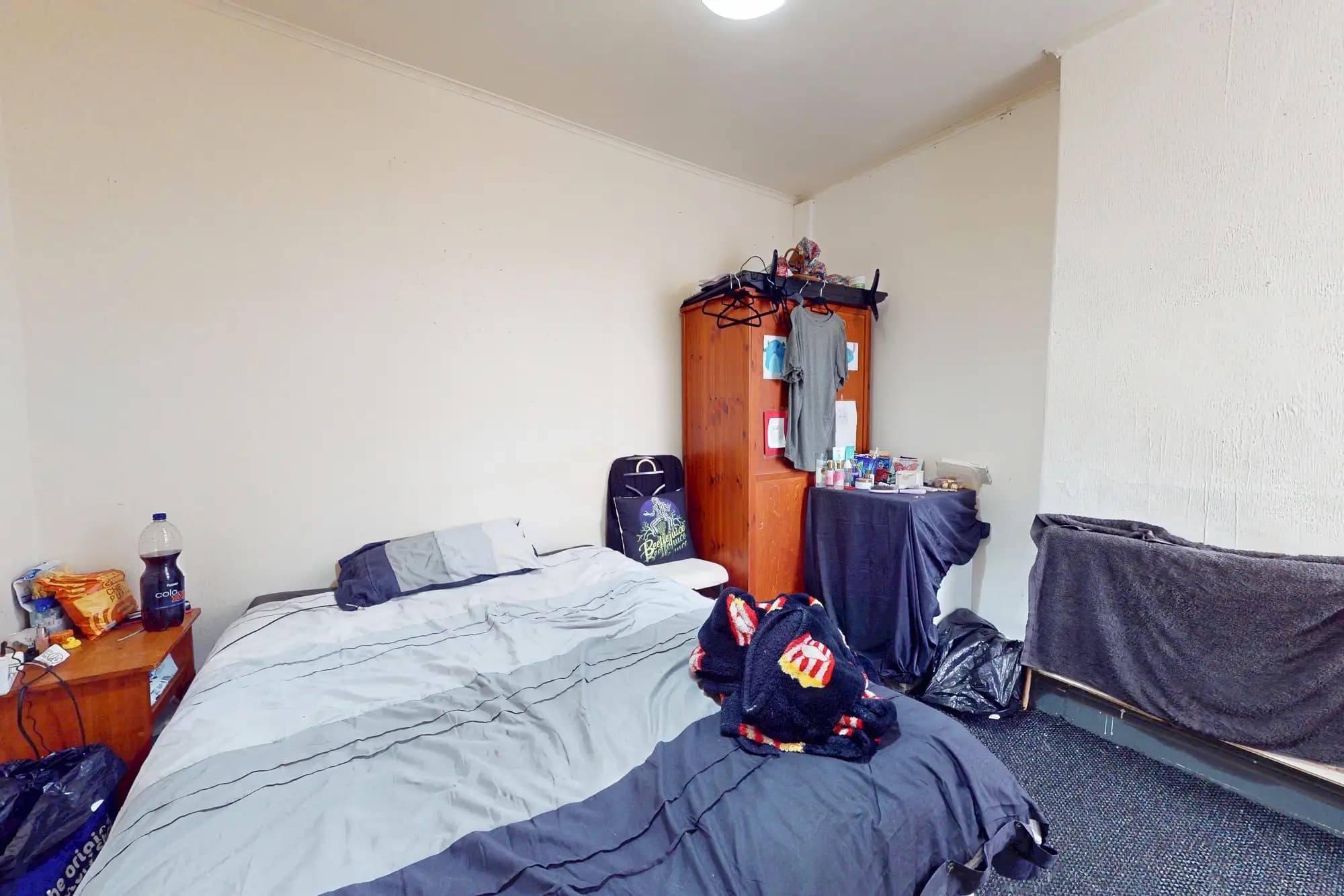 property photo 17 of 26