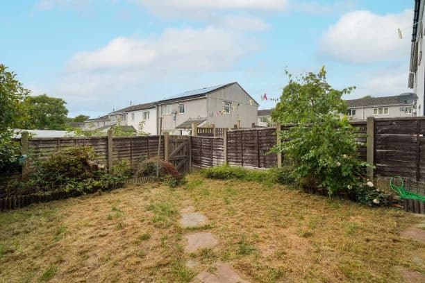 property photo 15 of 16