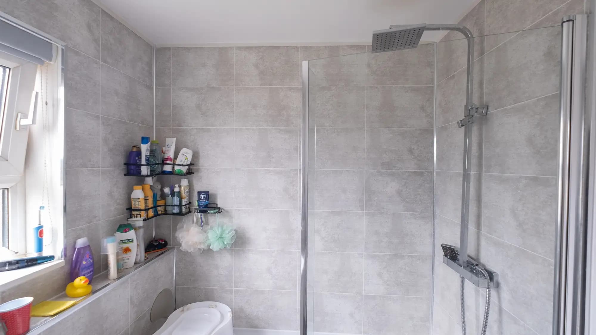 property photo 6 of 15