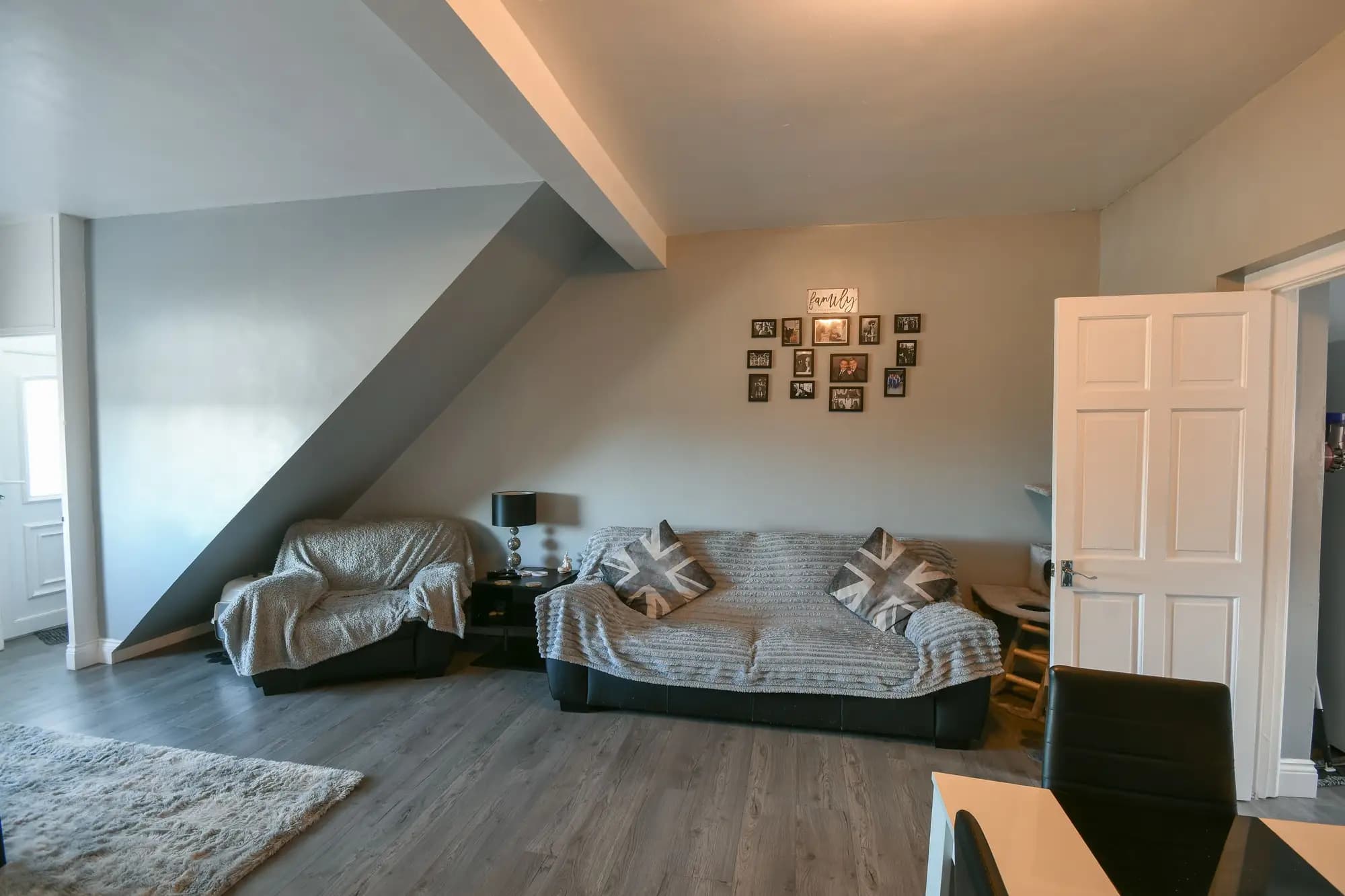 property photo 15 of 17