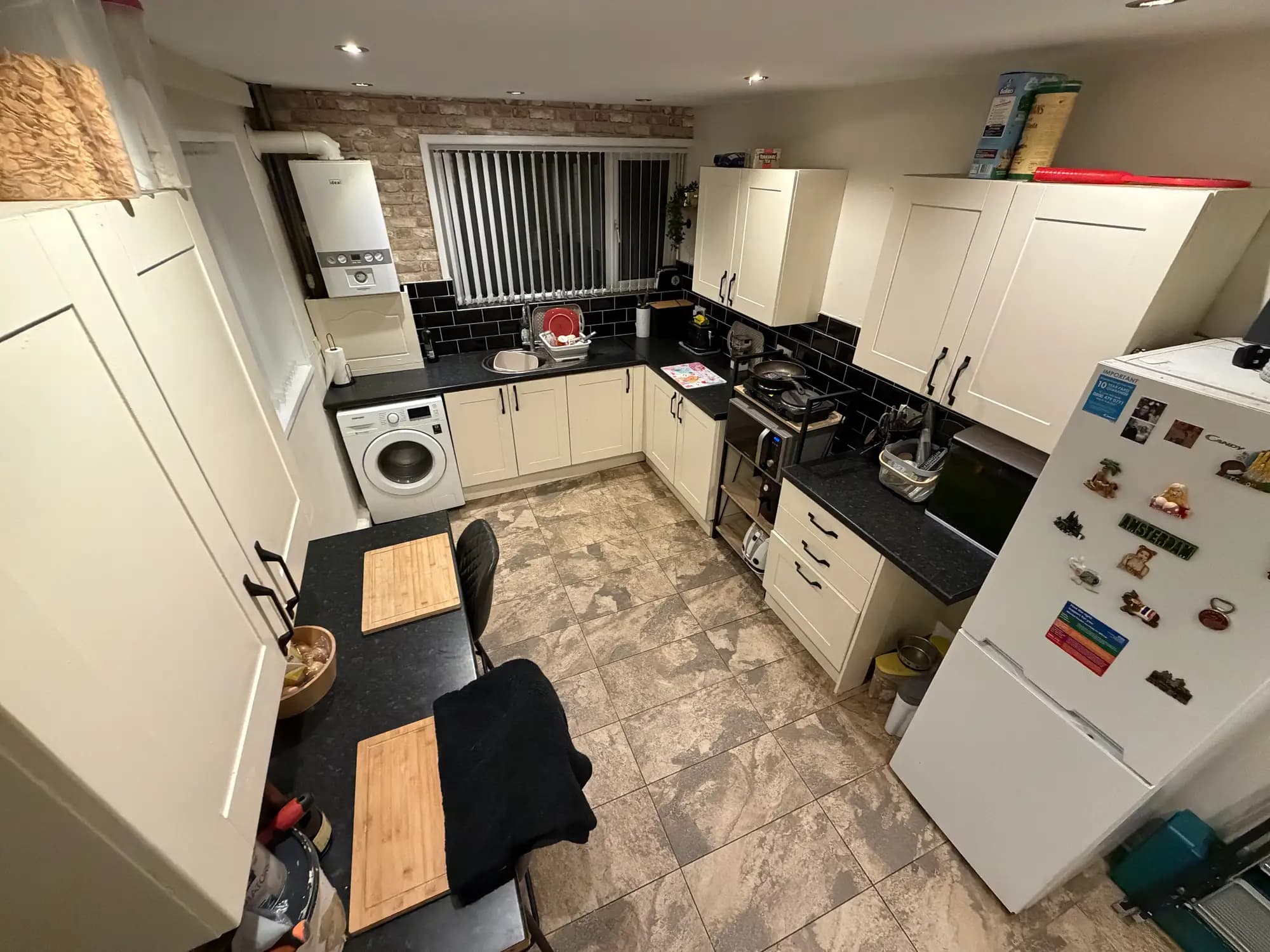 property photo 8 of 31