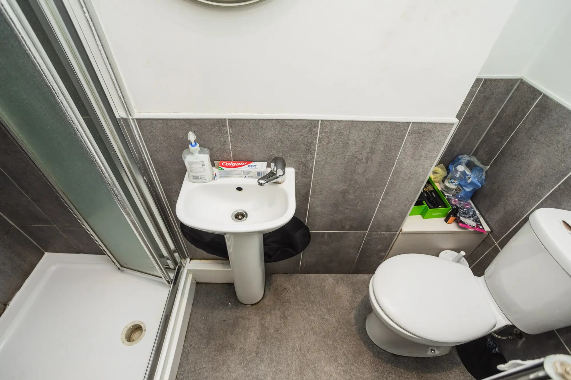 property photo 14 of 40
