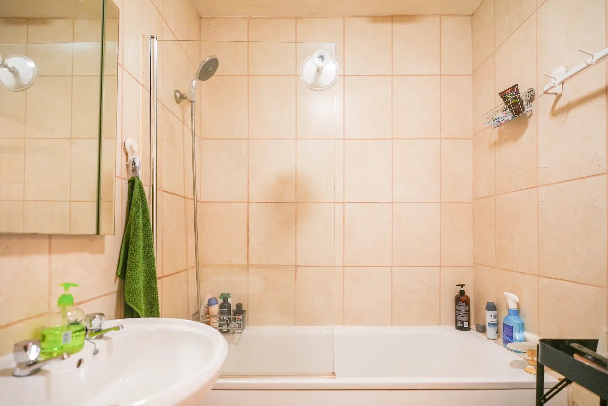 property photo 9 of 17