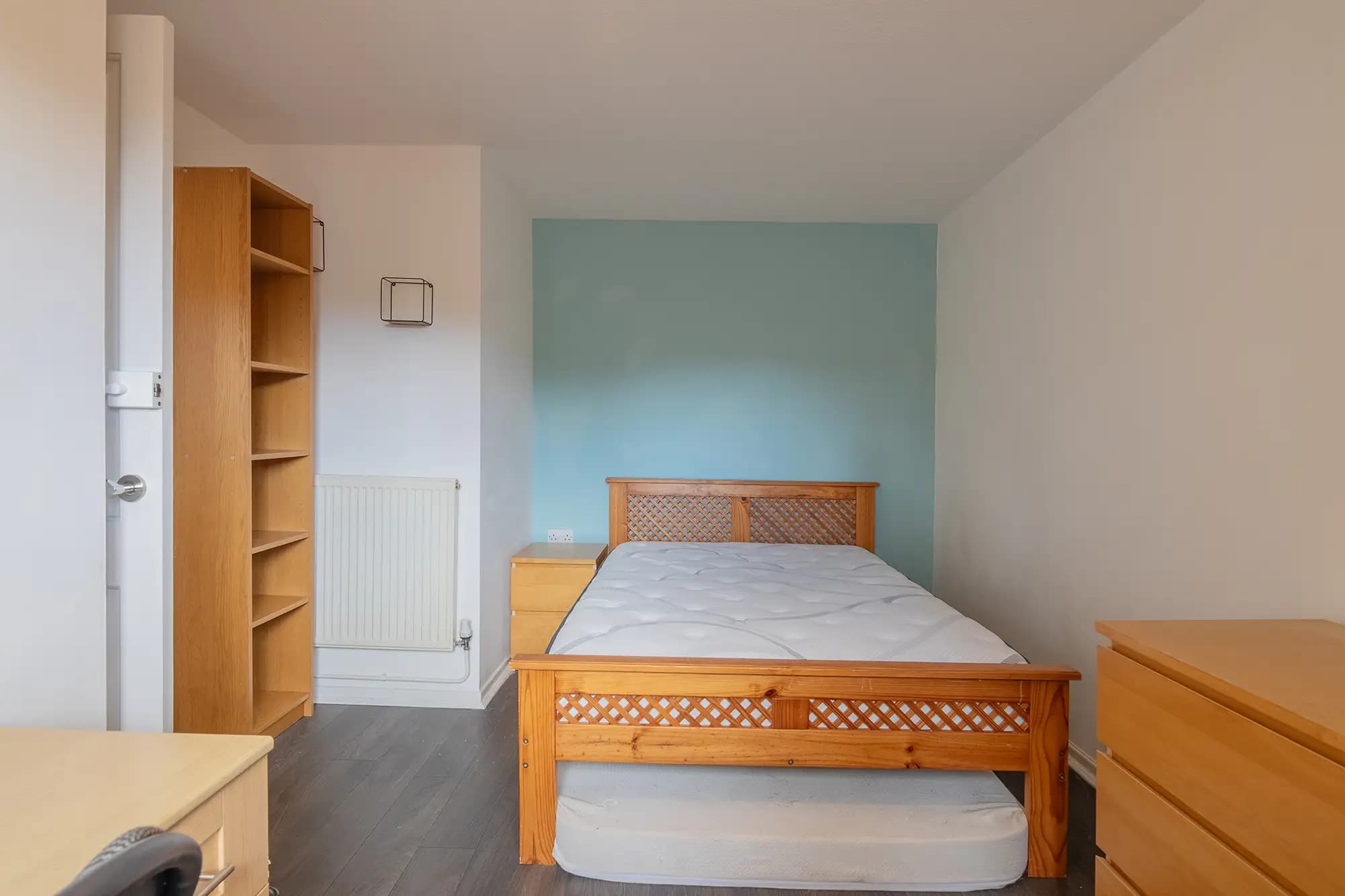property photo 17 of 40
