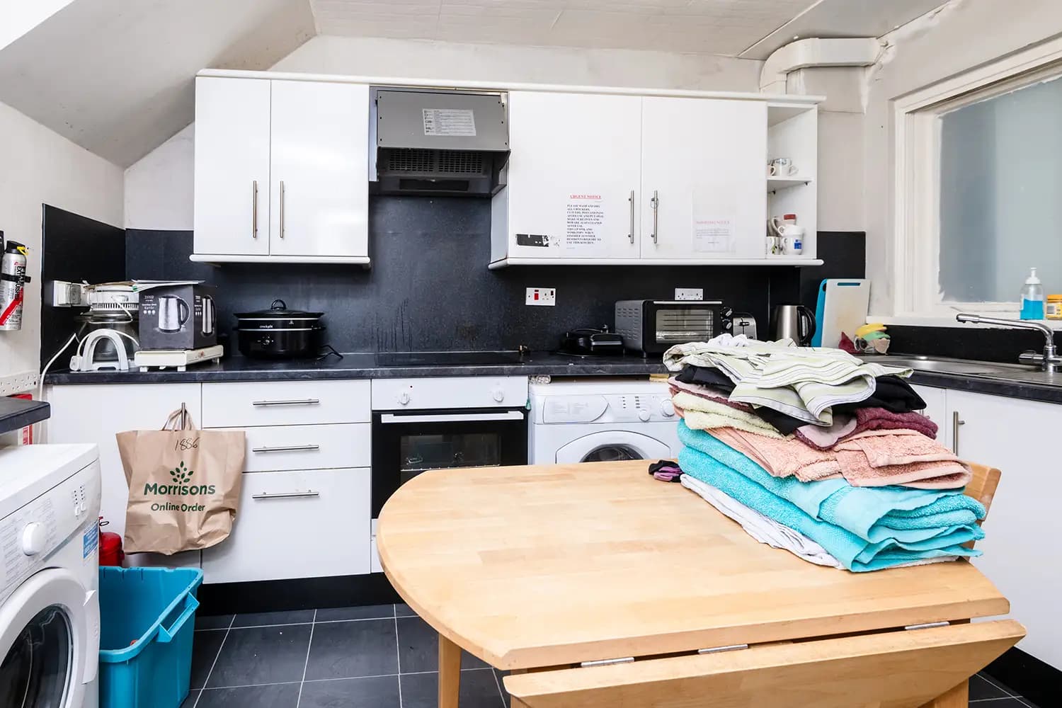 property photo 7 of 30