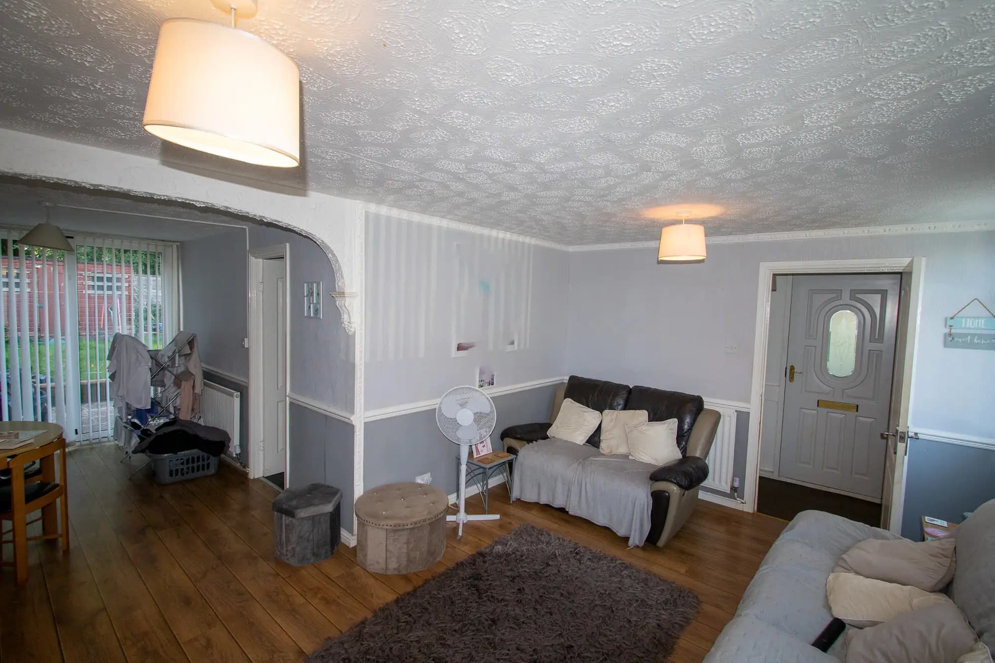 property photo 4 of 19