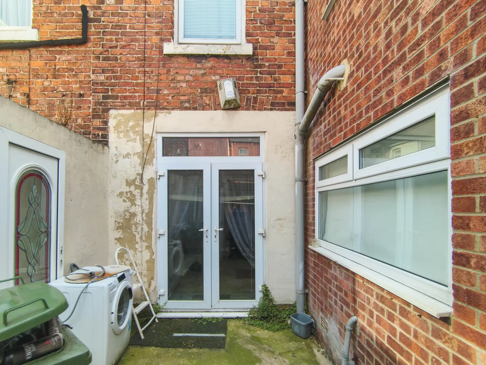 property photo 21 of 23