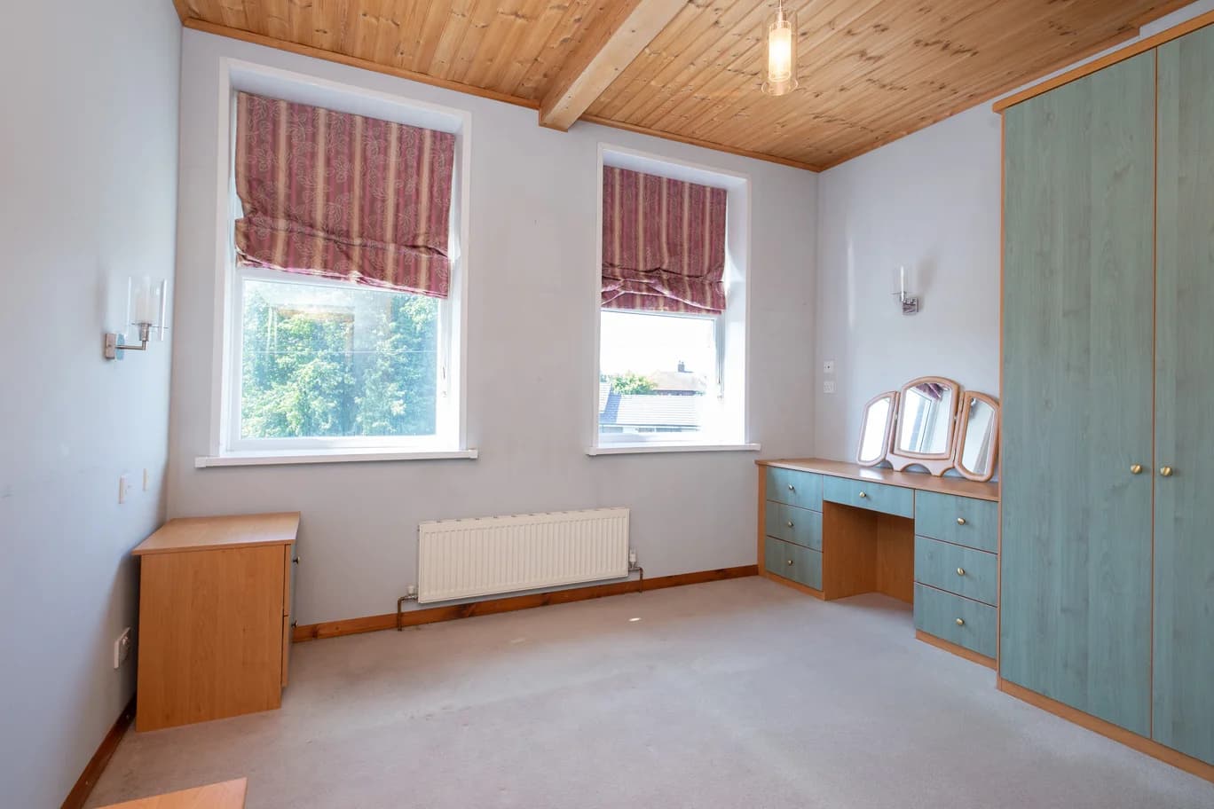 property photo 20 of 47